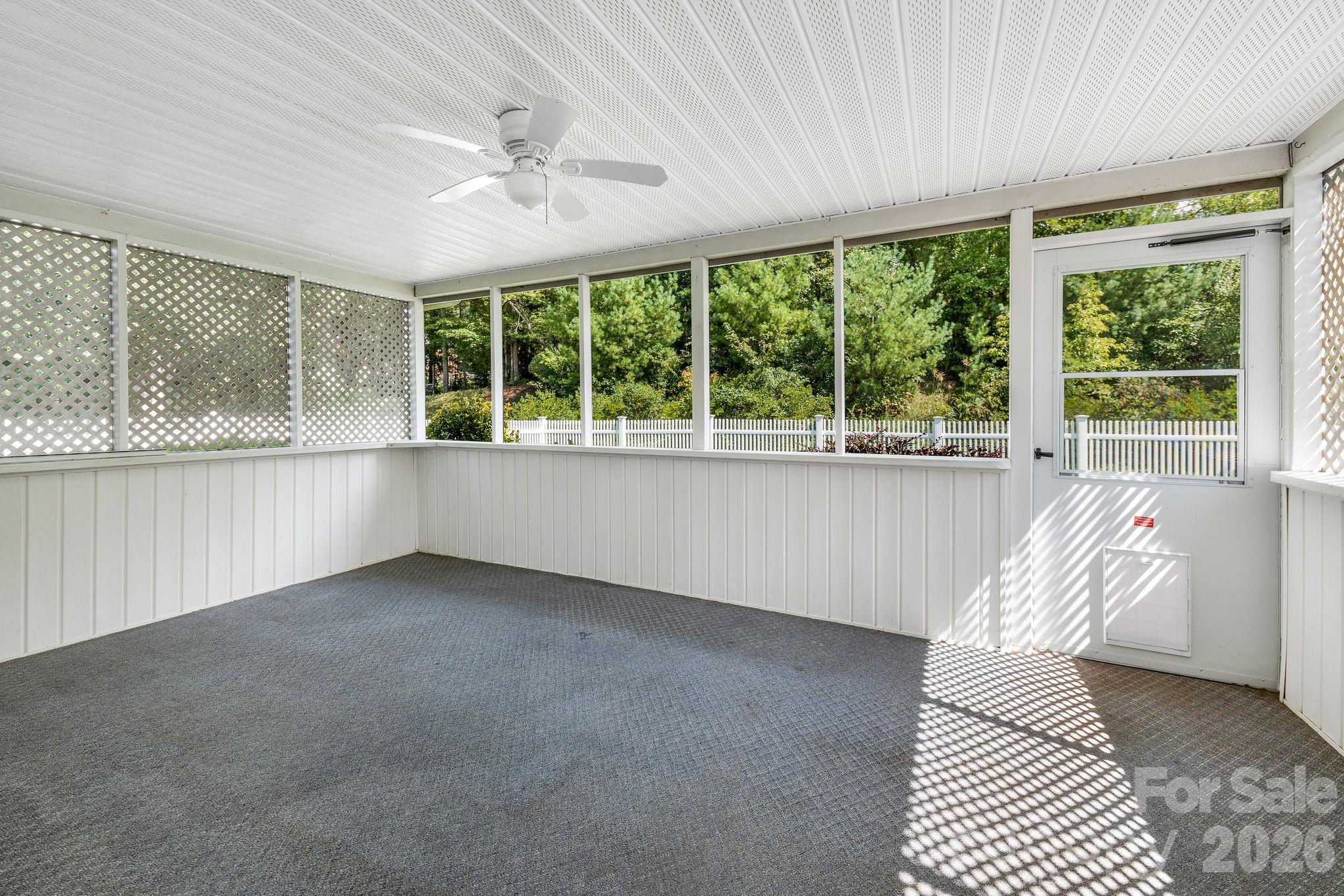 Screened-in porch - 98 Stonehollow Road, Fletcher
