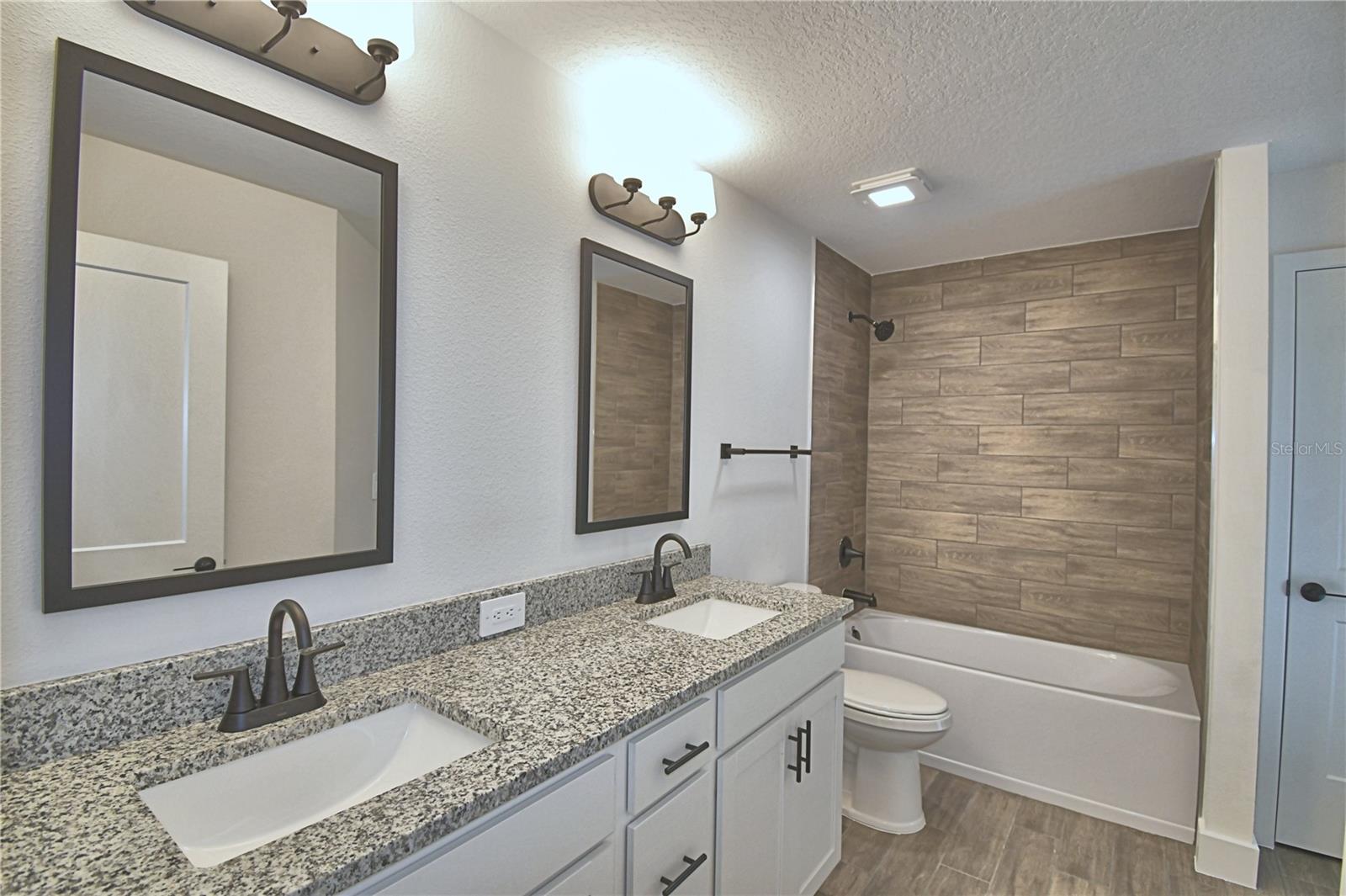 Single Family Residence at 4479 JULIANA LAKE DR, AUBURNDALE, photo 27 of 68