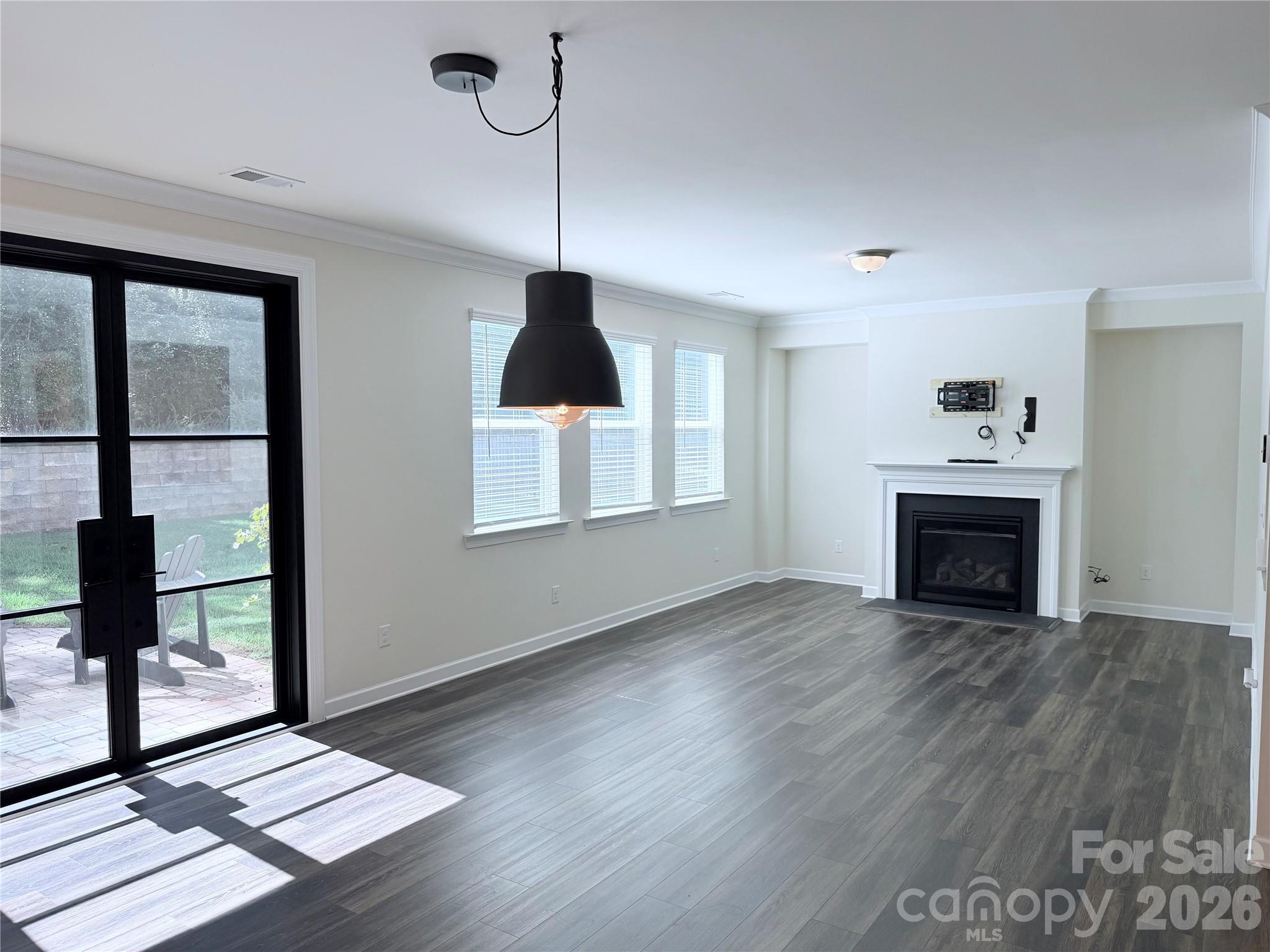 Single Family Residence at 5070 Watersail Way, Lake Wylie, photo 13 of 41