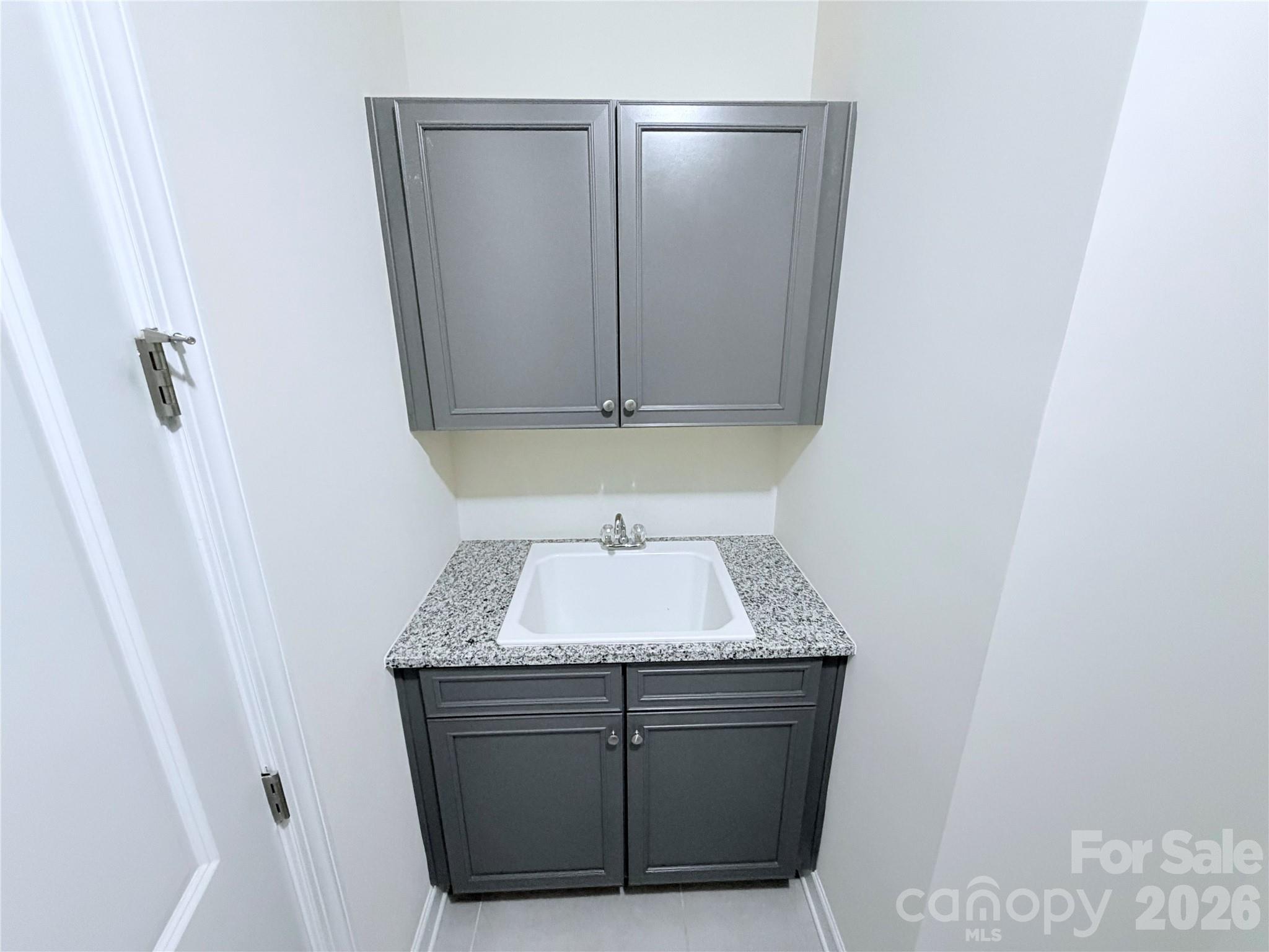 Laundry - 5070 Watersail Way, Lake Wylie
