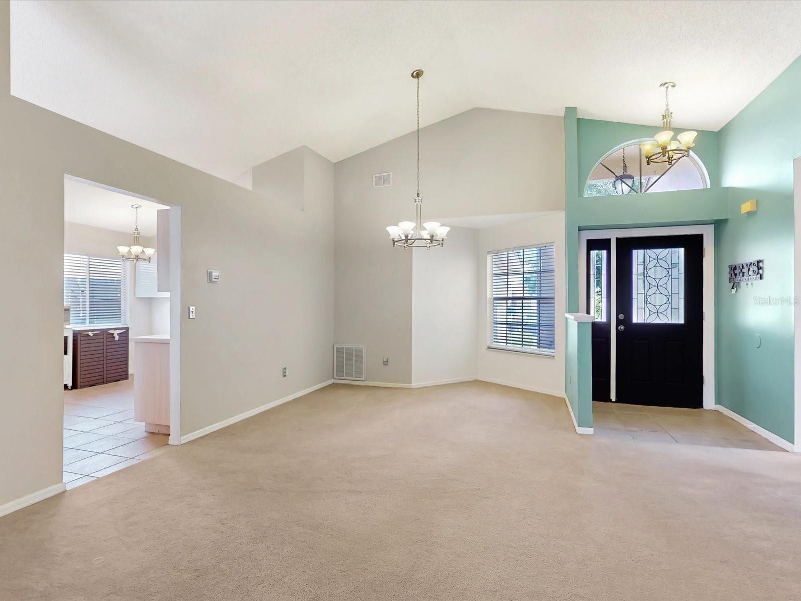 Single Family Residence at 2504 KINGSTON CT, KISSIMMEE, photo 3 of 42