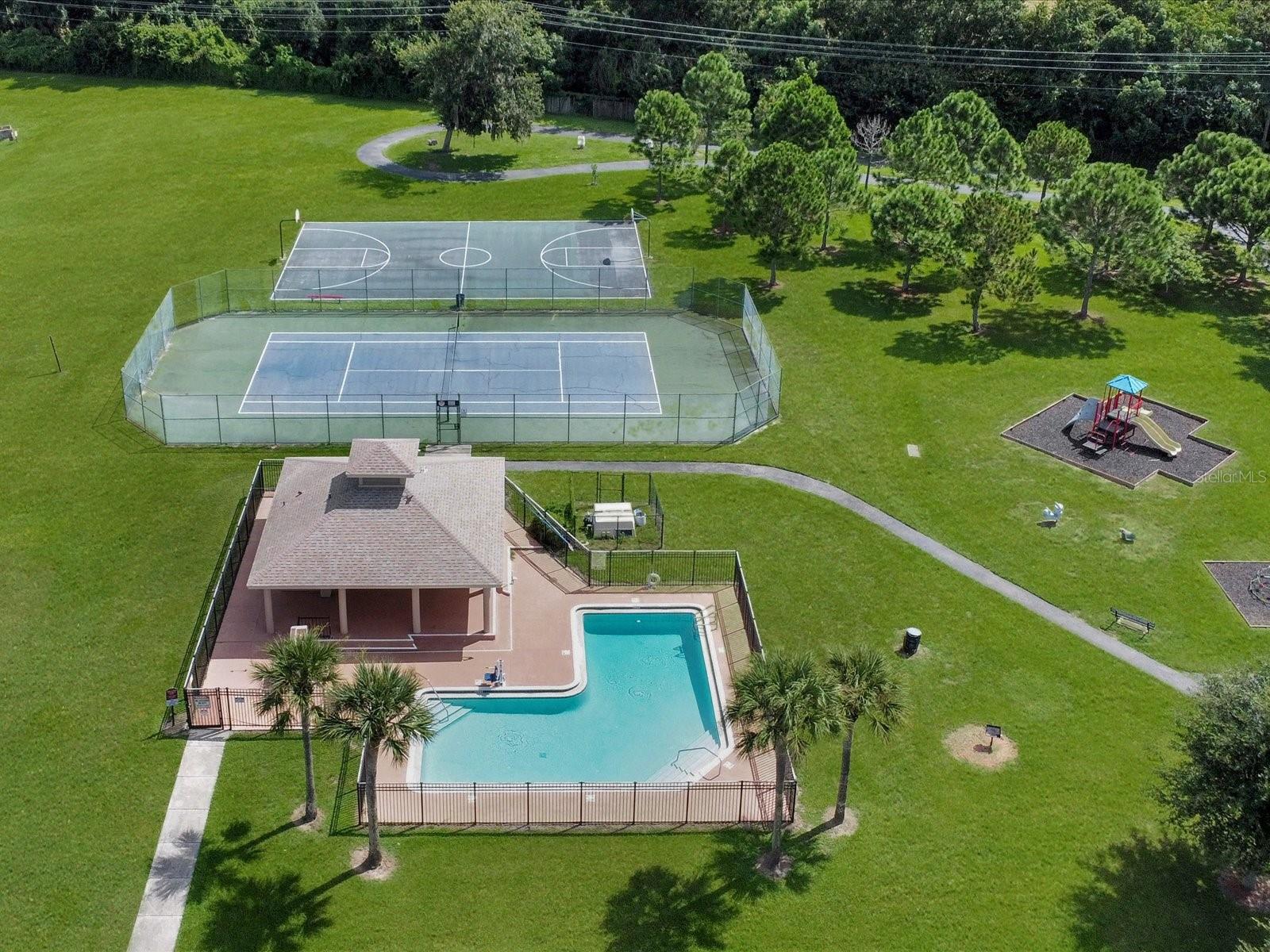 Single Family Residence at 2504 KINGSTON CT, KISSIMMEE, photo 40 of 42