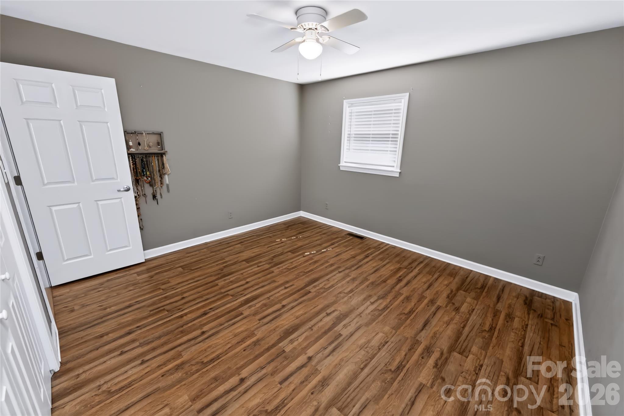 Single Family Residence at 1701 Richey Road, Taylorsville, photo 28 of 39