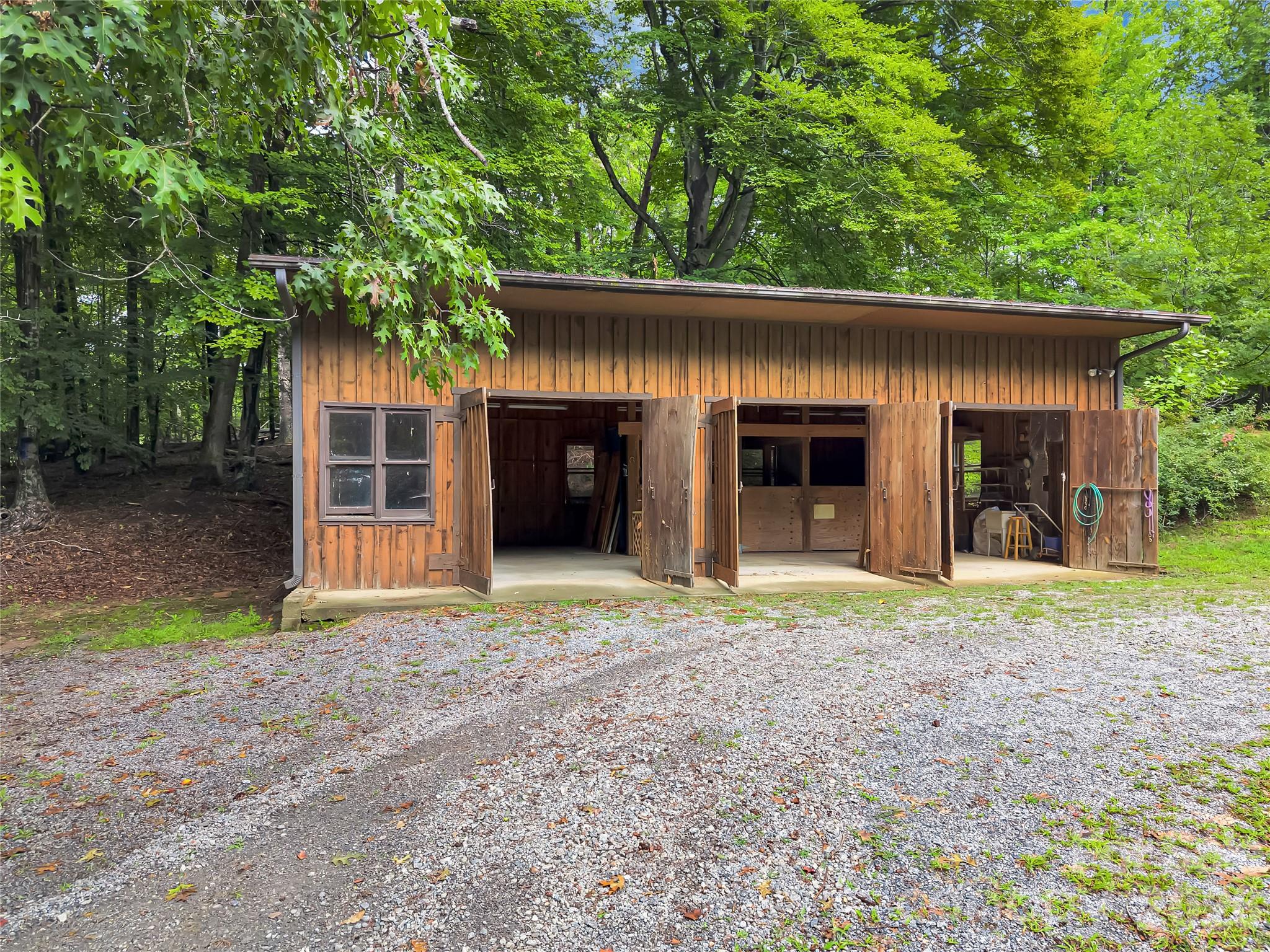 Single Family Residence at 989 Fox Mountain Road, Columbus, photo 45 of 46