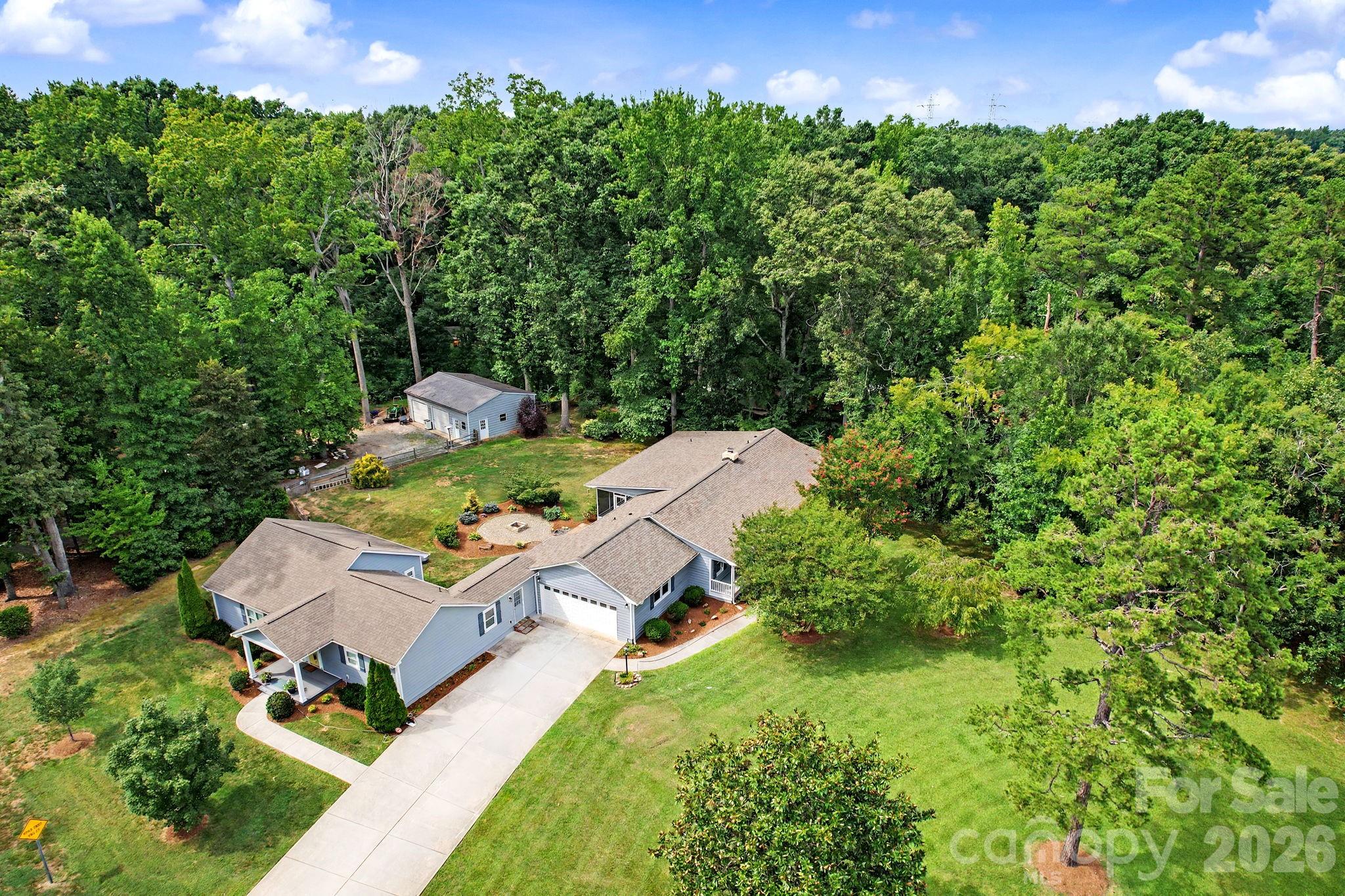 Single Family Residence at 3201 Fairforest Drive, Matthews, photo 30 of 33
