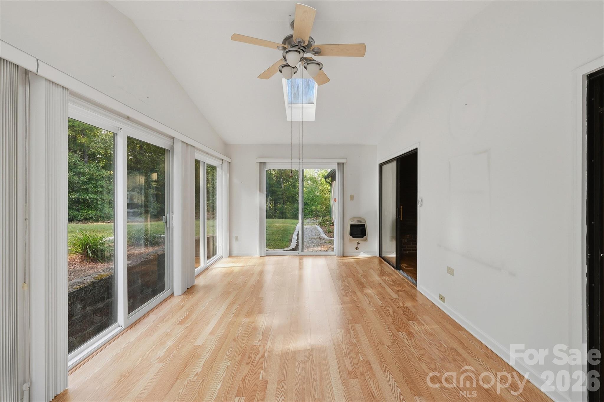 Single Family Residence at 258 Nine Patch Lane, Taylorsville, photo 15 of 42