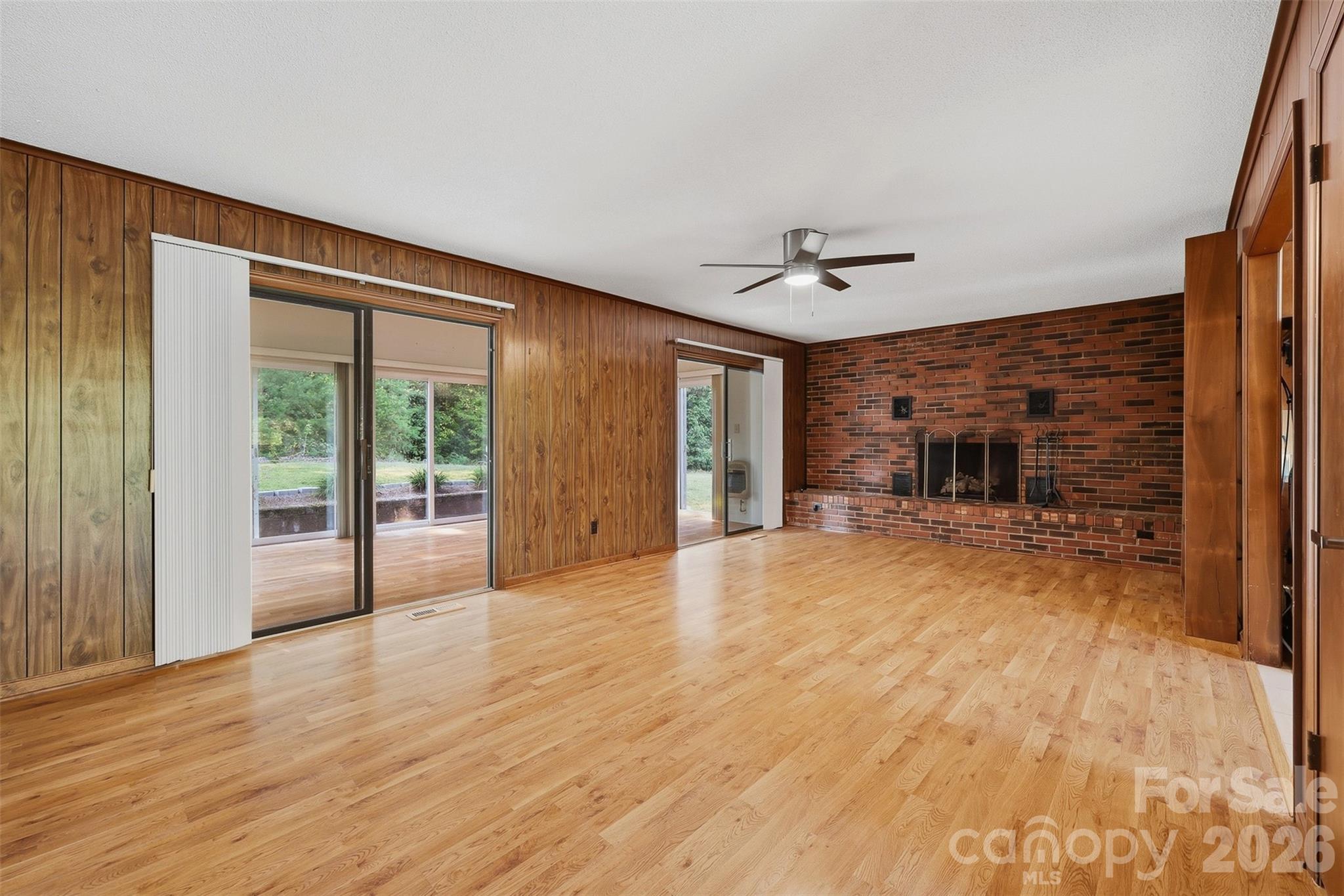Single Family Residence at 258 Nine Patch Lane, Taylorsville, photo 17 of 42