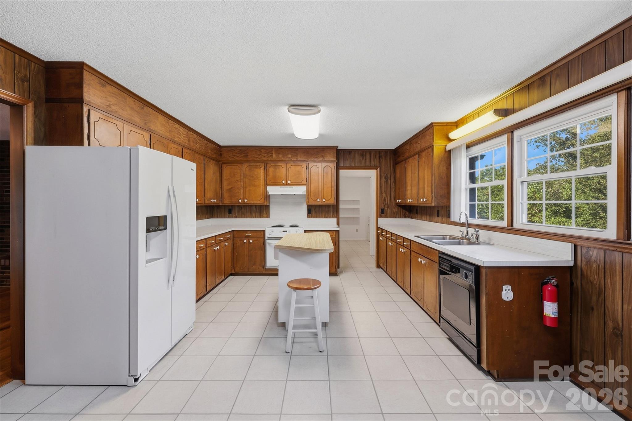 Single Family Residence at 258 Nine Patch Lane, Taylorsville, photo 21 of 42