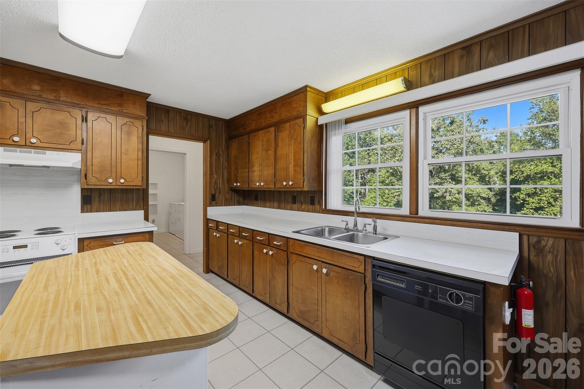 Single Family Residence at 258 Nine Patch Lane, Taylorsville, photo 22 of 42