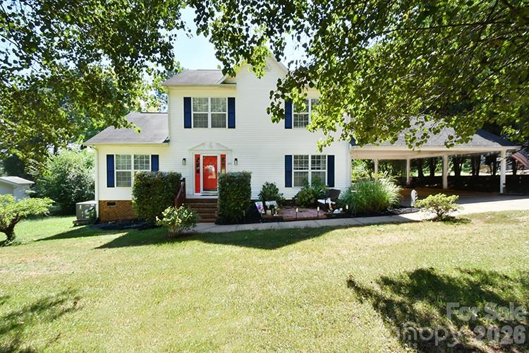 Single Family Residence at 235 Crystal Circle, Mooresville, photo 35 of 41
