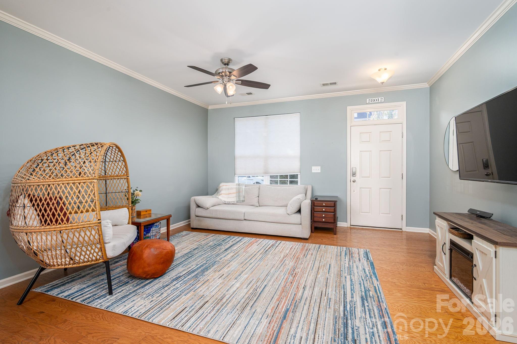 Townhouse at 1231 Assembly Street, Belmont, photo 6 of 39