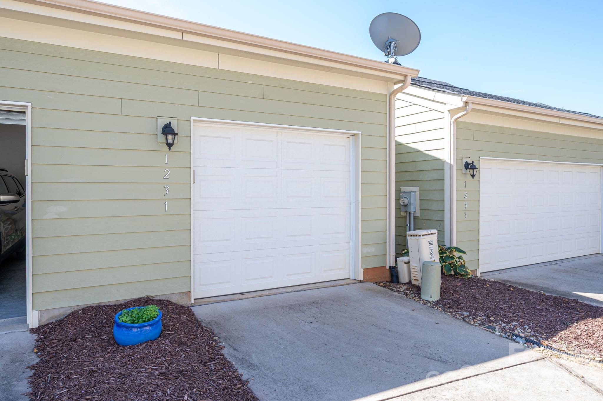 Rear entry garage - 1231 Assembly Street, Belmont