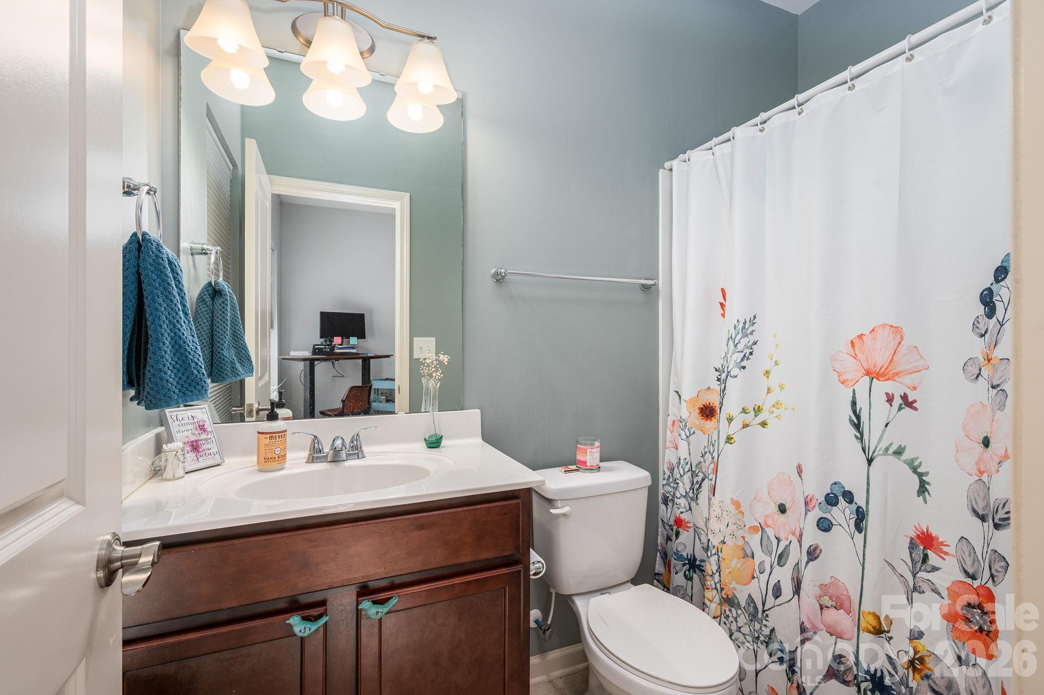 Primary bathroom 2 - 1231 Assembly Street, Belmont