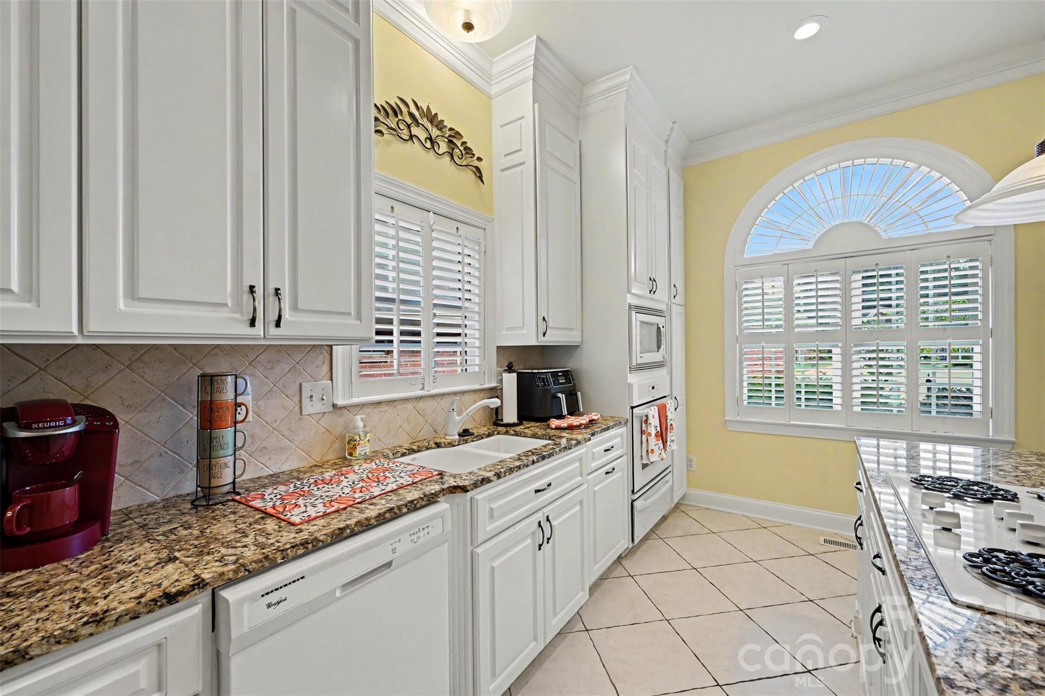 Single Family Residence at 1244 Kennett Avenue, Gastonia, photo 10 of 25