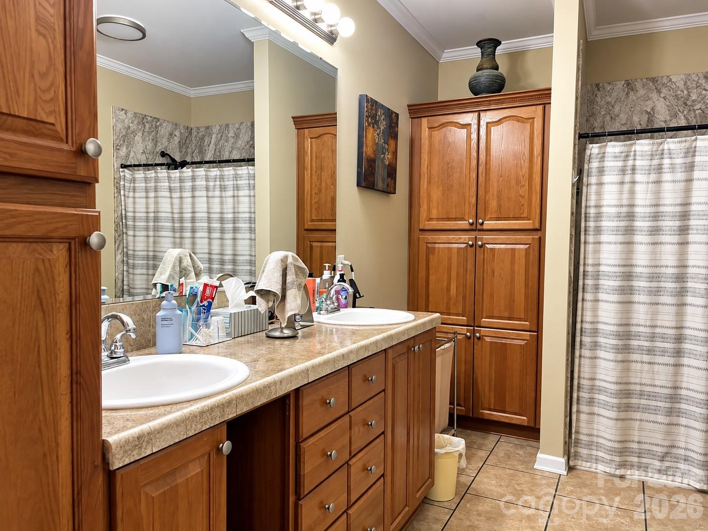 Single Family Residence at 1046 Edgemont Terrace, Morganton, photo 13 of 17