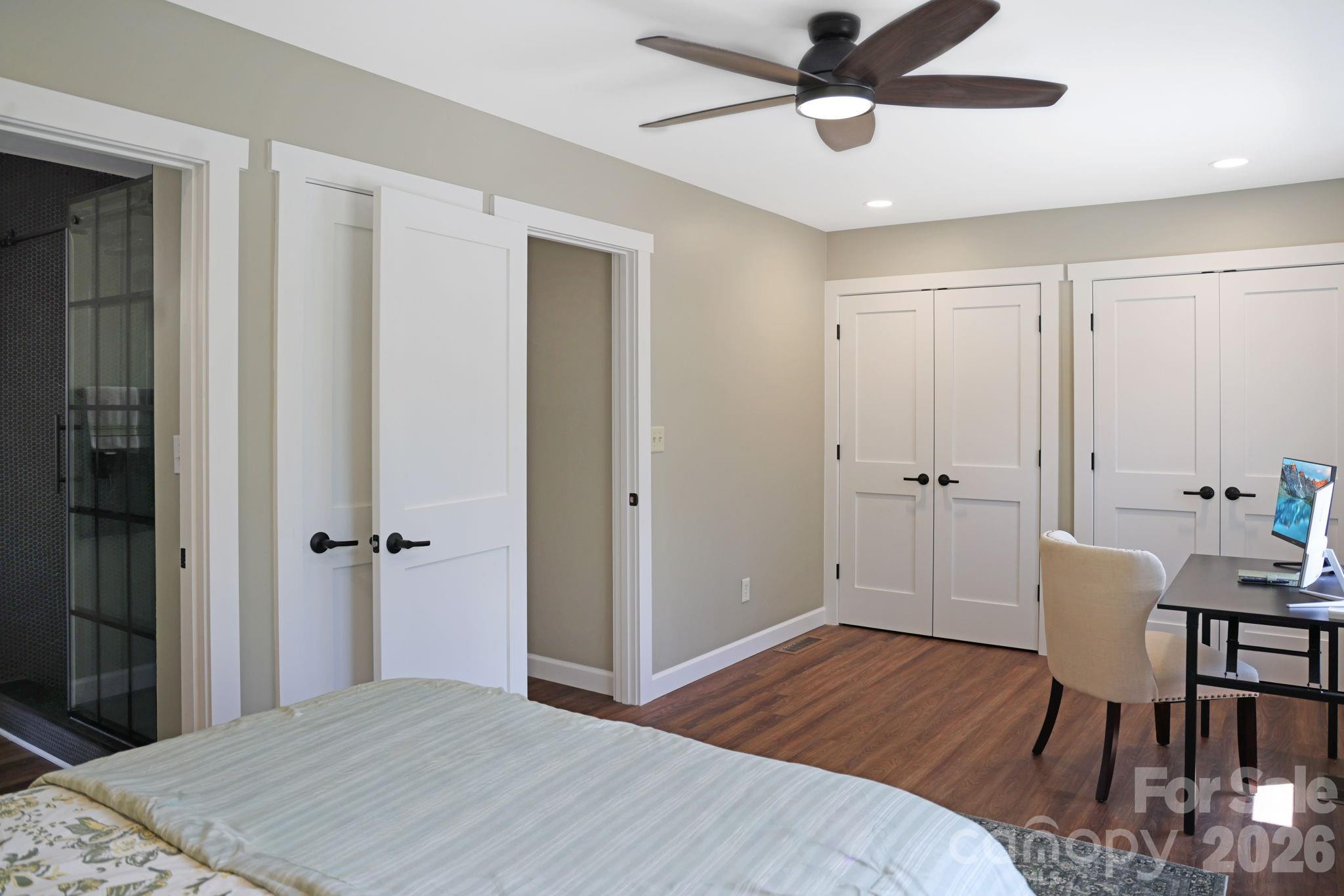 Single Family Residence at 417 Soquili Drive, Brevard, photo 8 of 17