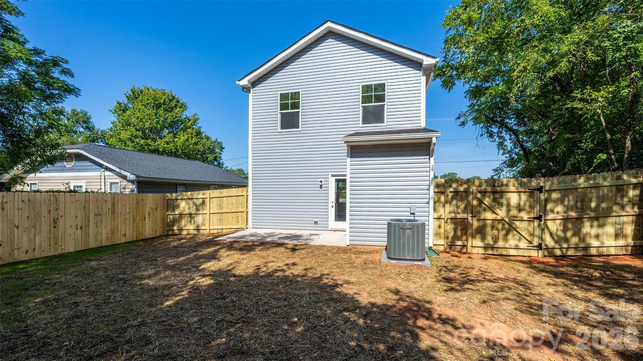 Single Family Residence at 129 Broom Street, Statesville, photo 33 of 35