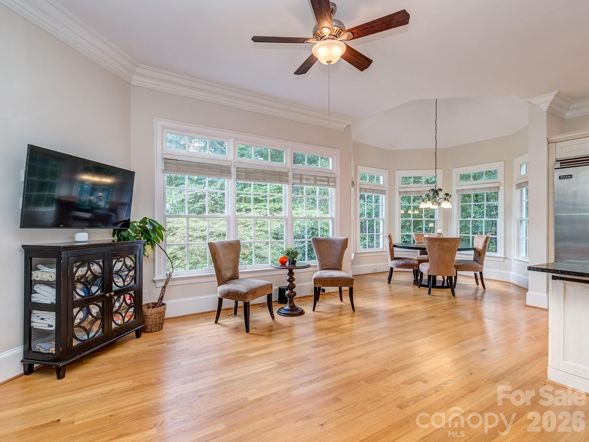 Breakfast nook directly off of kitchen - 1733 White Pond Lane, Waxhaw