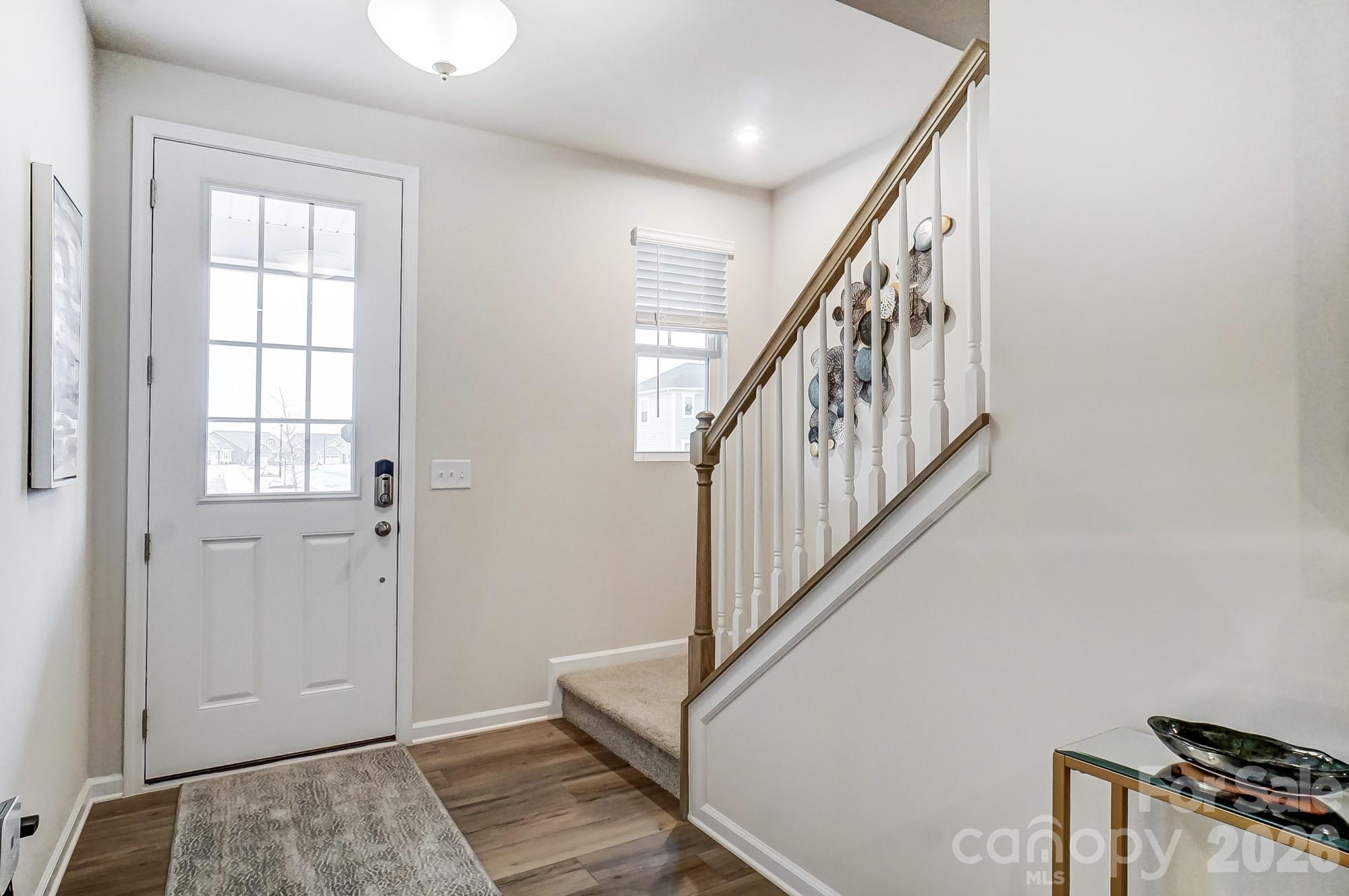 Foyer - 1334 Honey Trail, Monroe