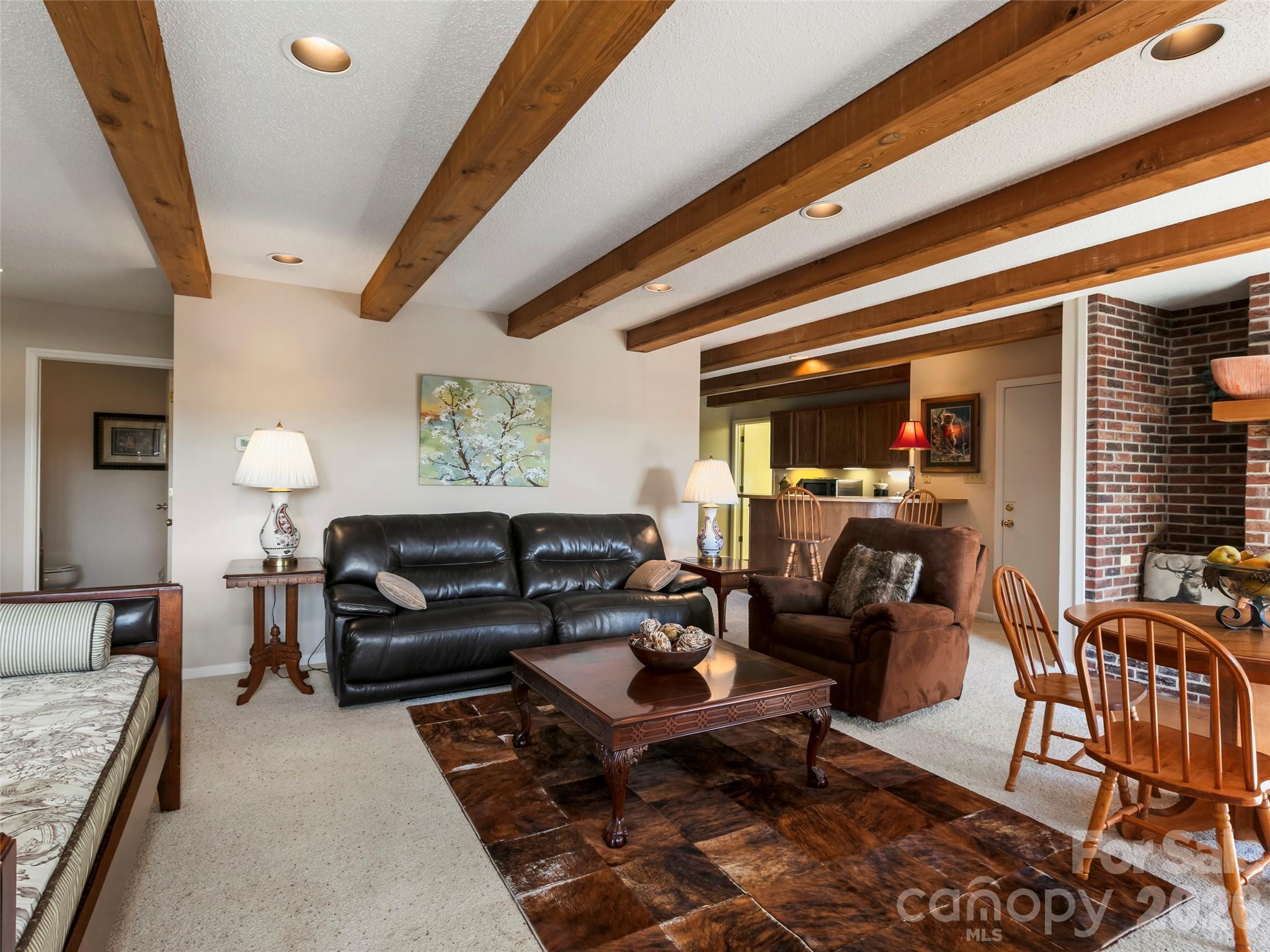 Condominium at 114 Sunny View Lane, Flat Rock, photo 19 of 34