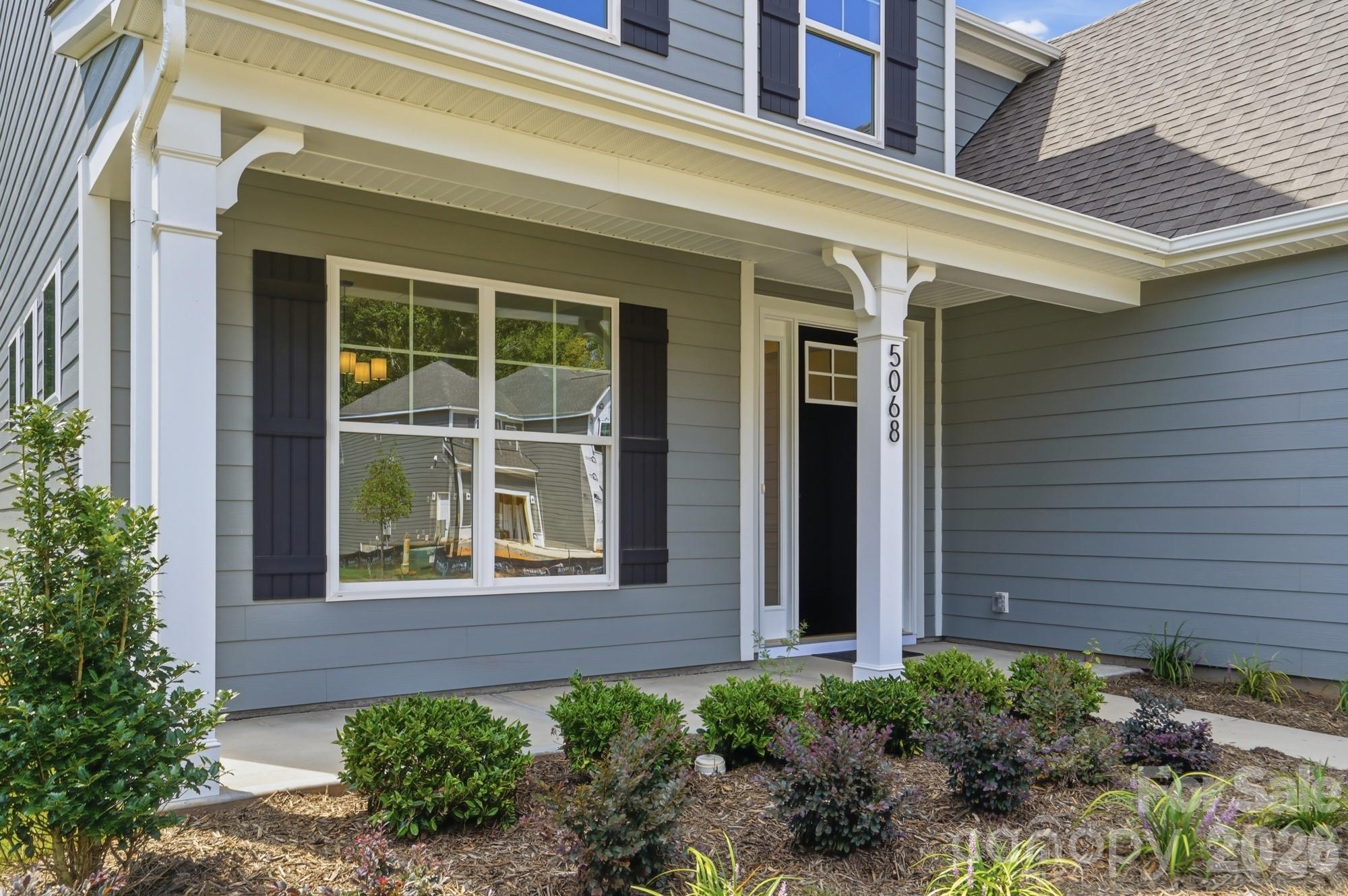 Single Family Residence at 5068 McLaughlin Loop, Waxhaw, photo 4 of 48