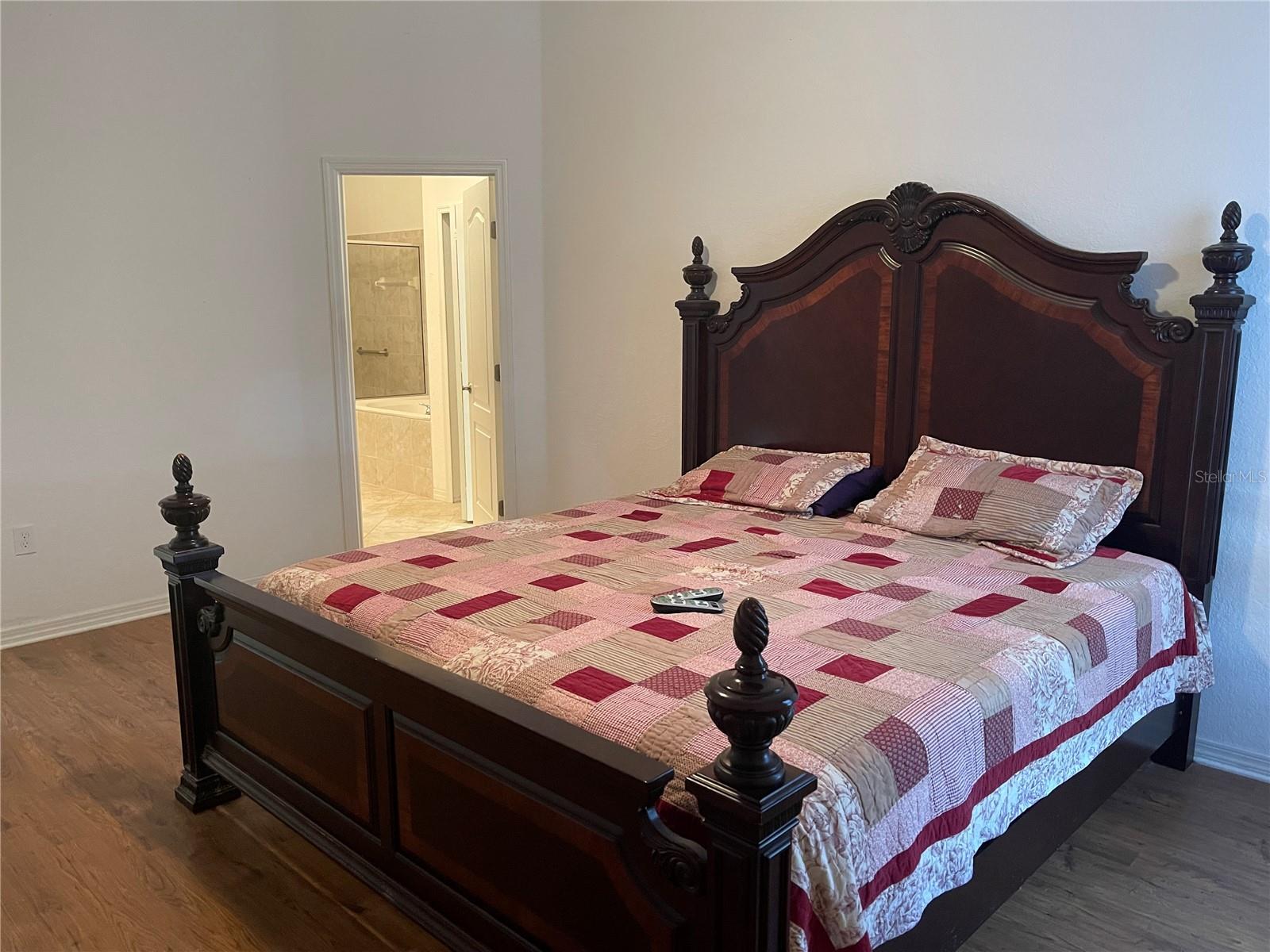 Single Family Residence at 326 LAKE MARIANA WAY, AUBURNDALE, photo 18 of 60