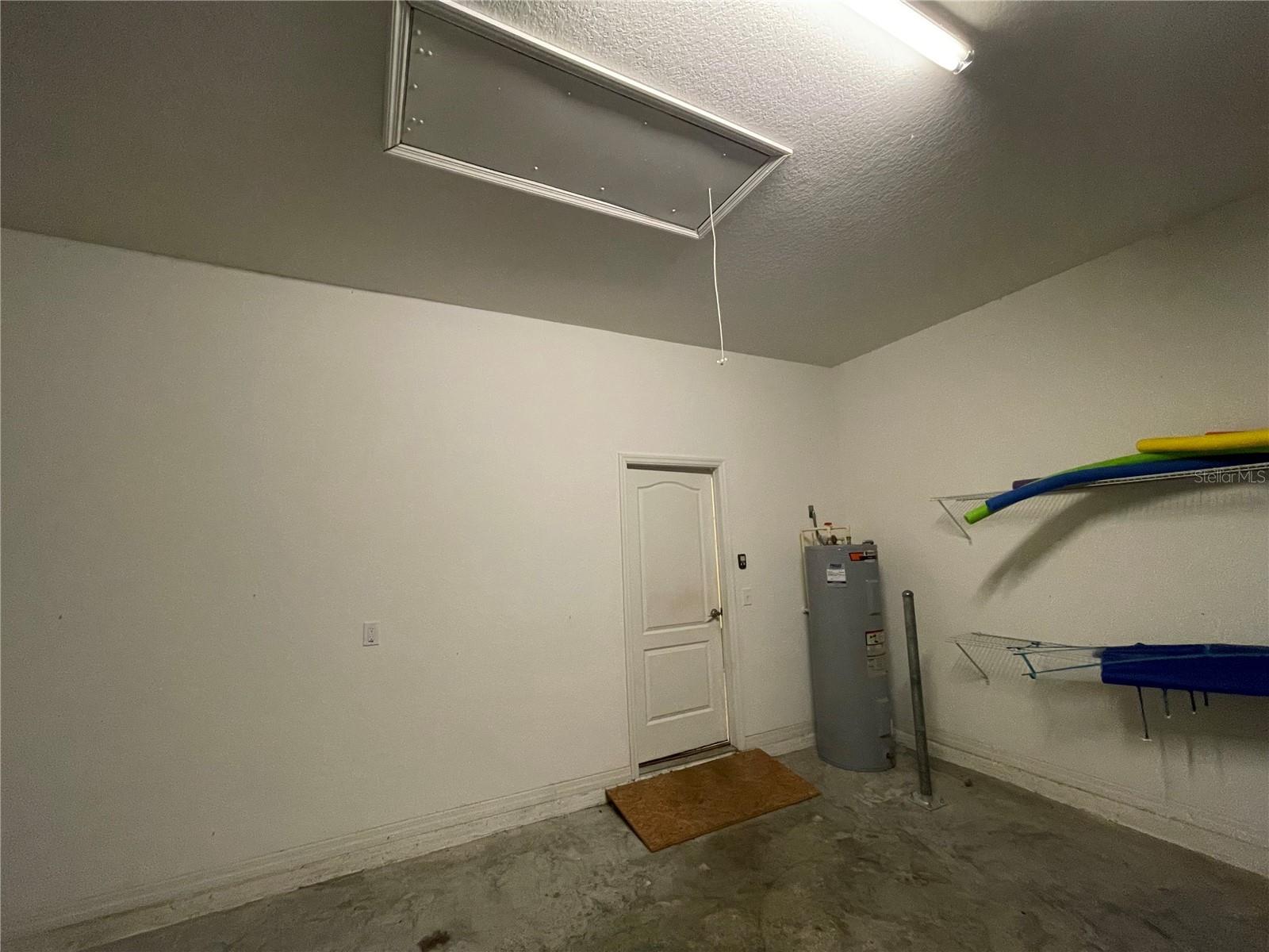 Single Family Residence at 326 LAKE MARIANA WAY, AUBURNDALE, photo 37 of 60