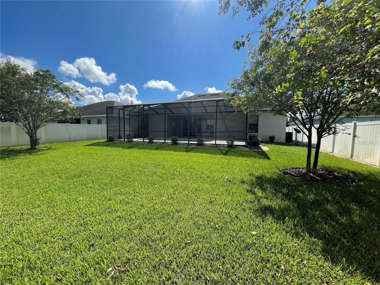 Single Family Residence at 326 LAKE MARIANA WAY, AUBURNDALE, photo 40 of 60