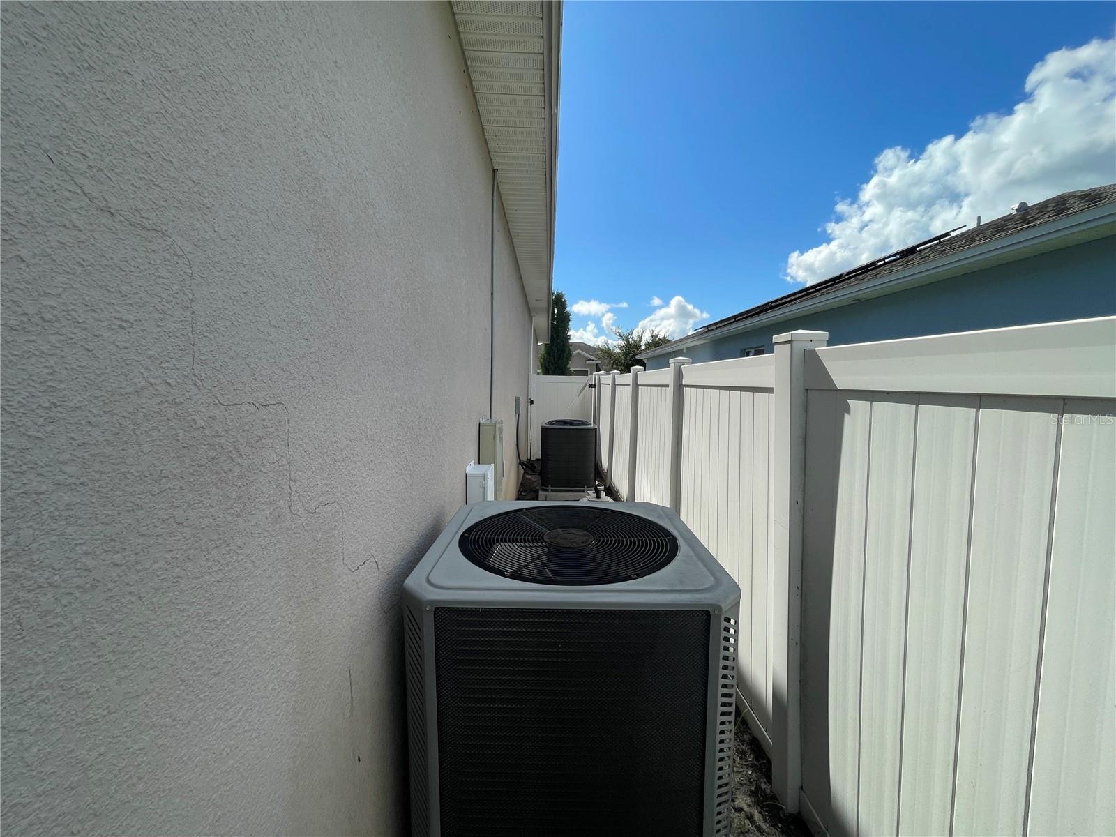 Single Family Residence at 326 LAKE MARIANA WAY, AUBURNDALE, photo 44 of 60