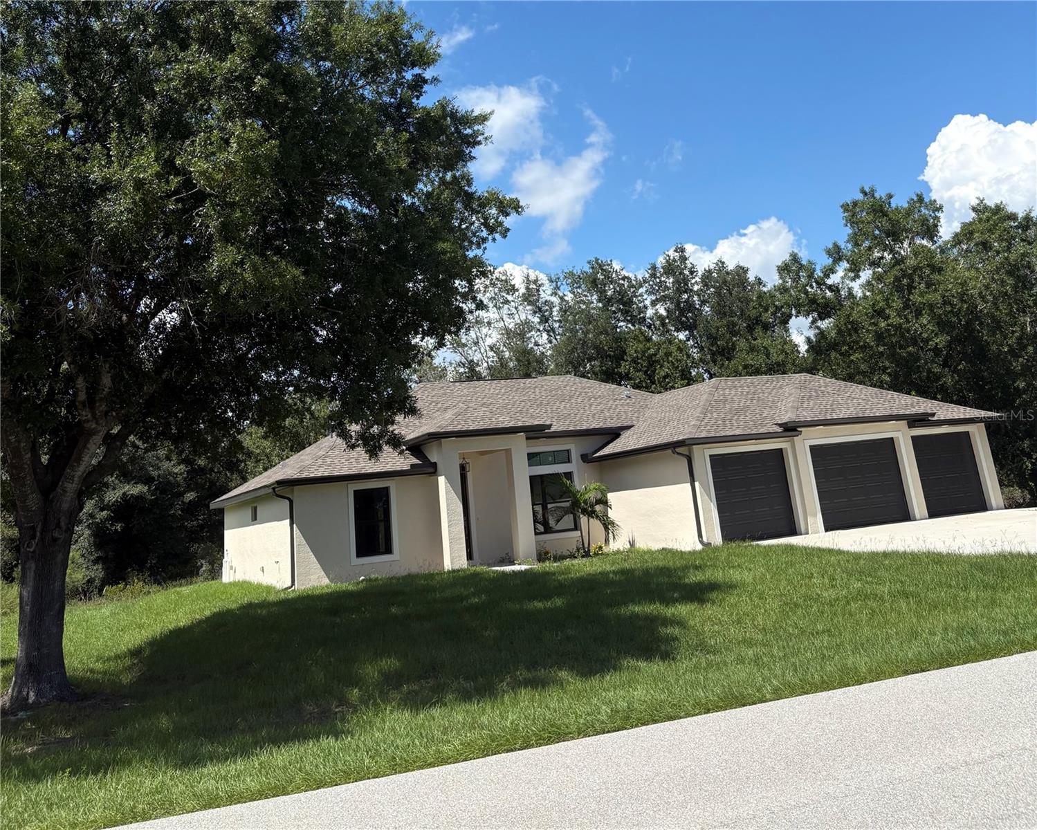 7227 PINEDALE DR