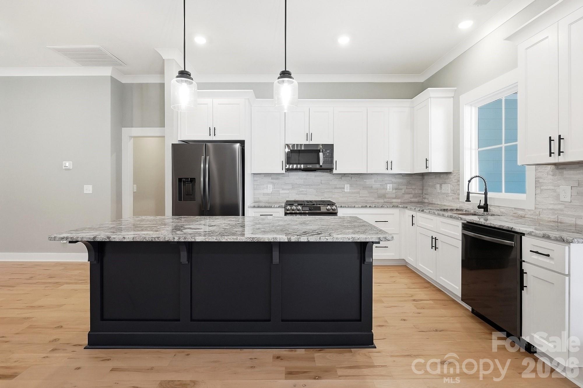 Kitchen - 1860 Twin Lakes Road, Rock Hill