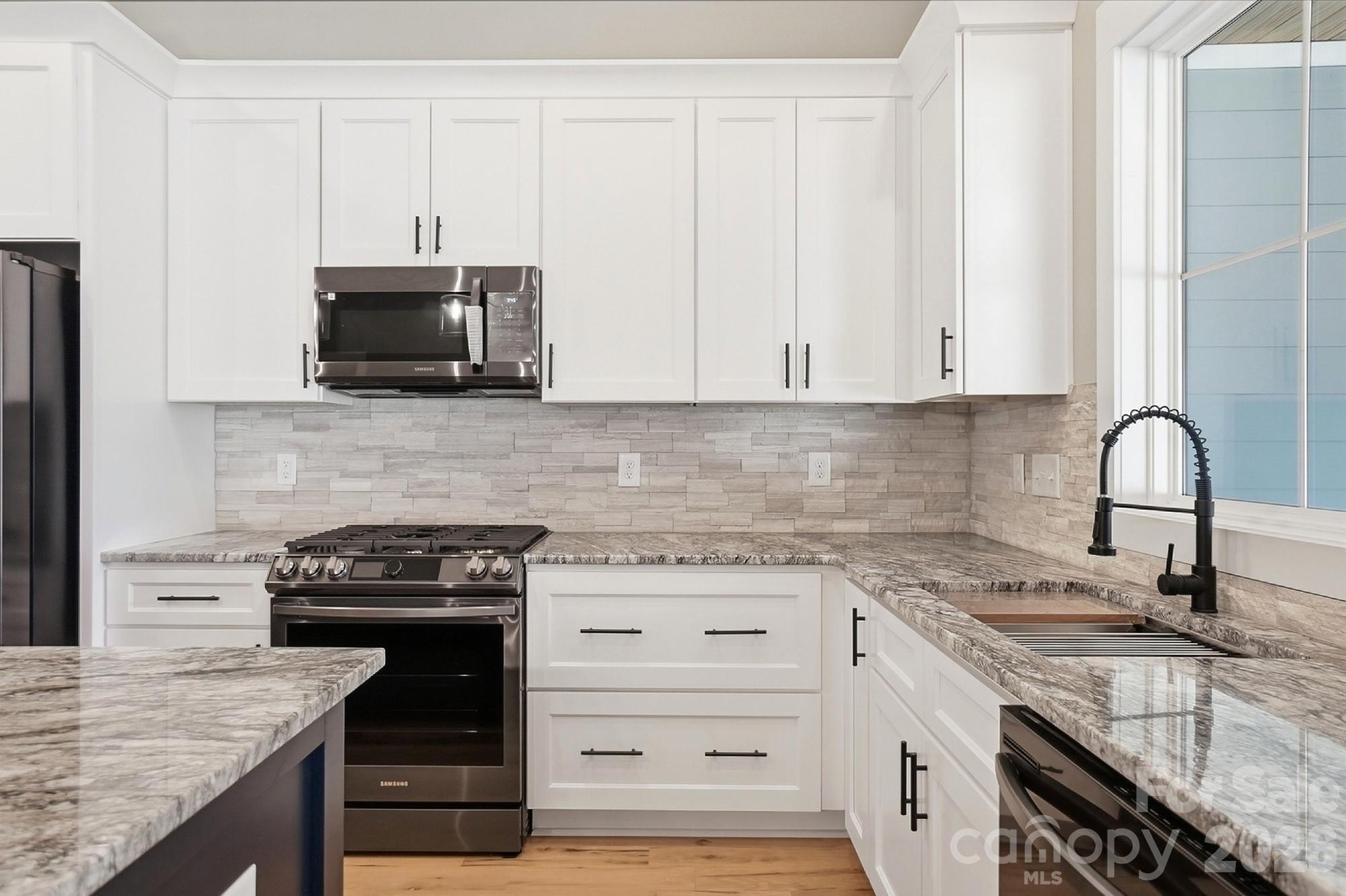 Kitchen - 1860 Twin Lakes Road, Rock Hill