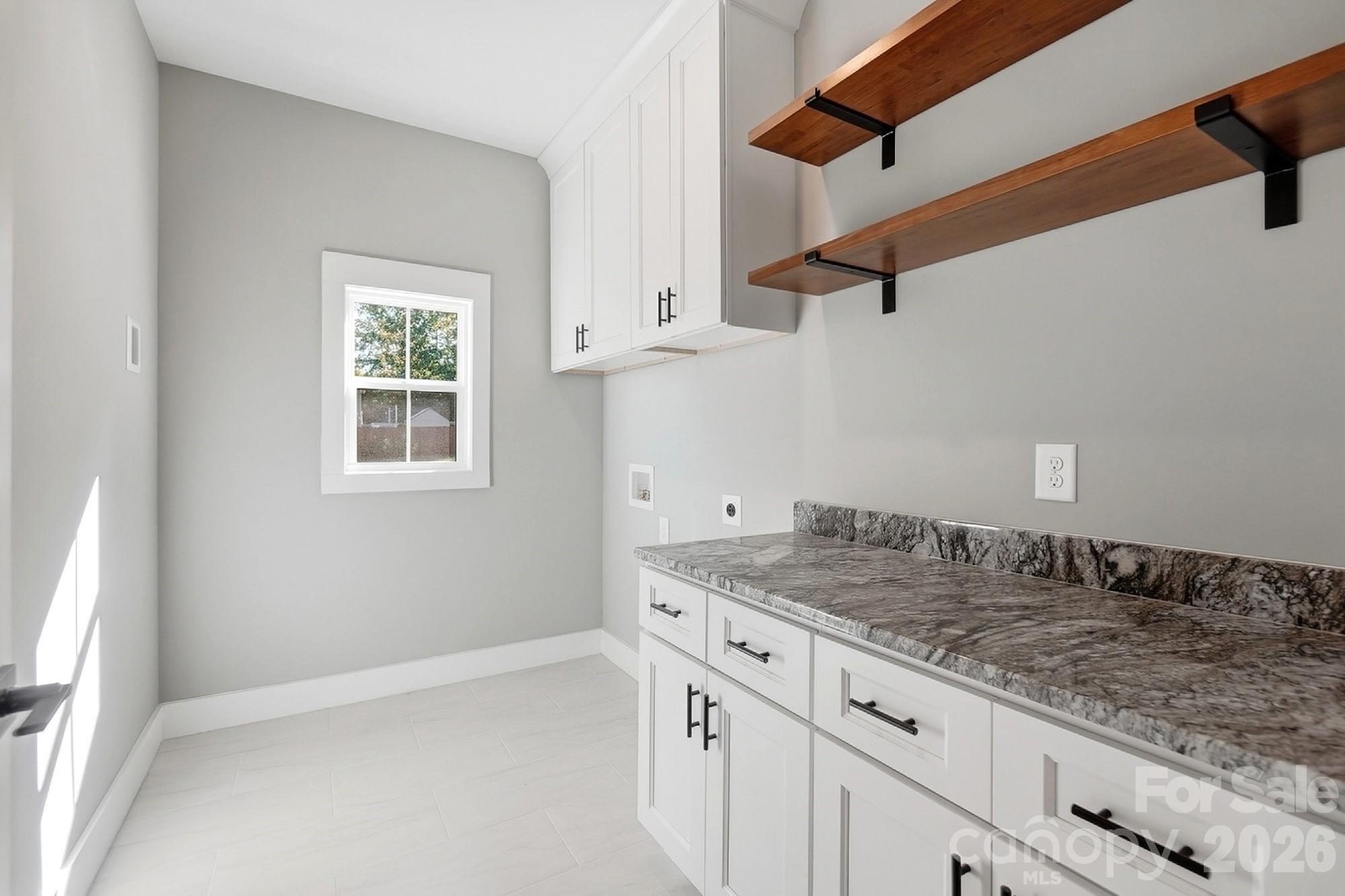 Laundry - 1860 Twin Lakes Road, Rock Hill