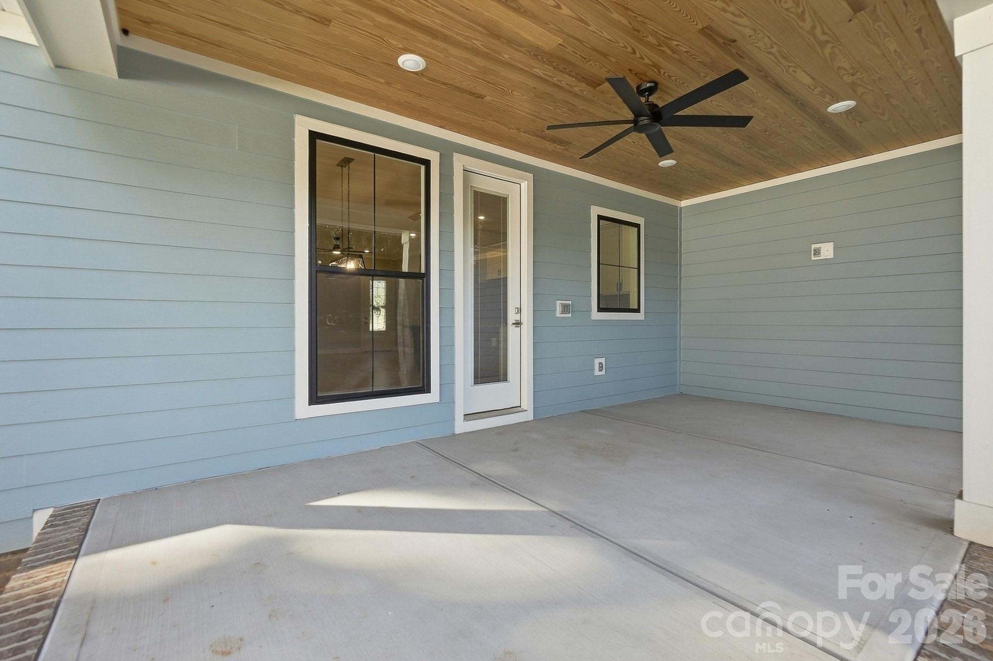 Covered Back Porch - 1860 Twin Lakes Road, Rock Hill