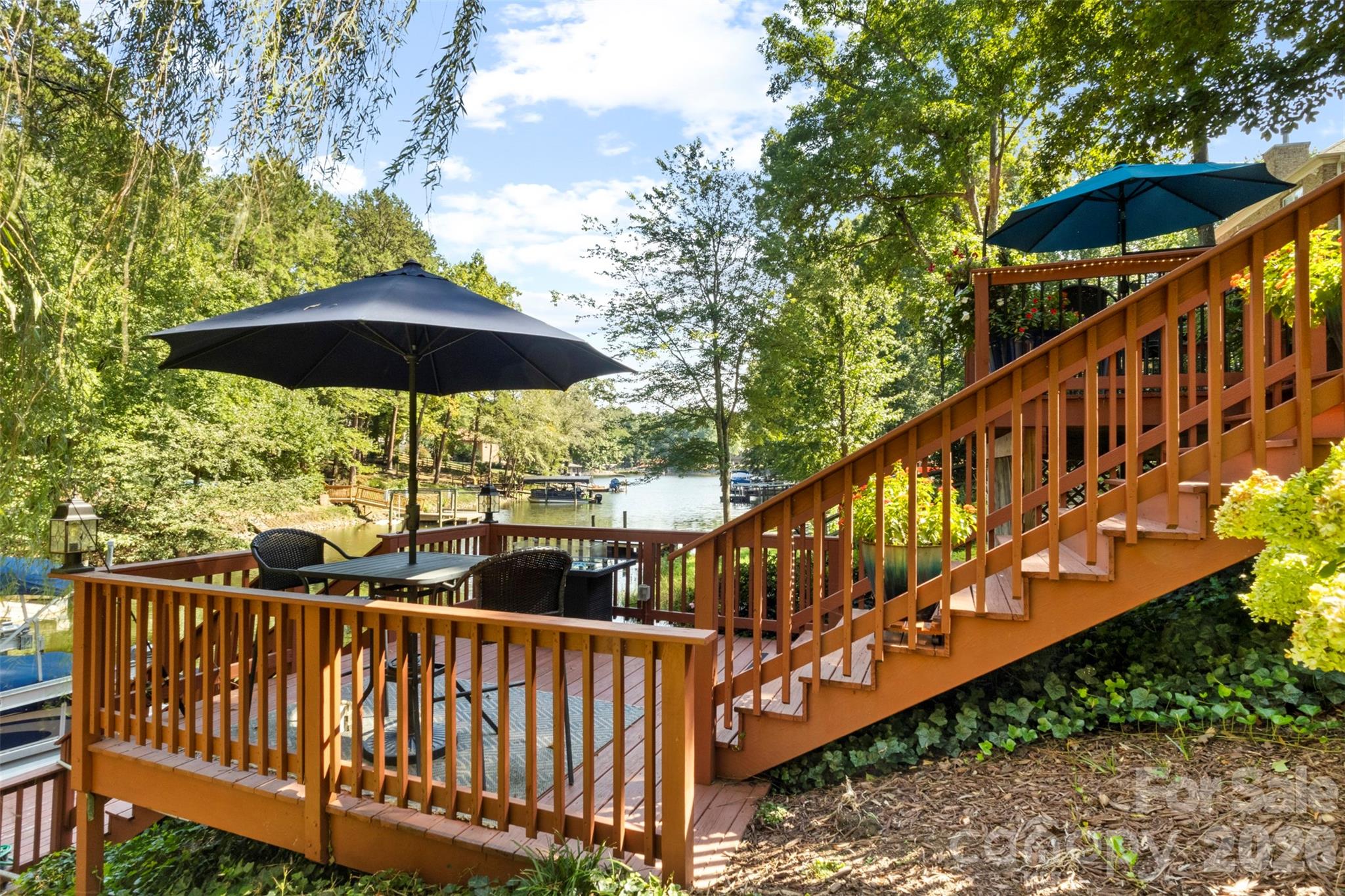 Single Family Residence at 135 Ridgetop Road, Mooresville, photo 41 of 48