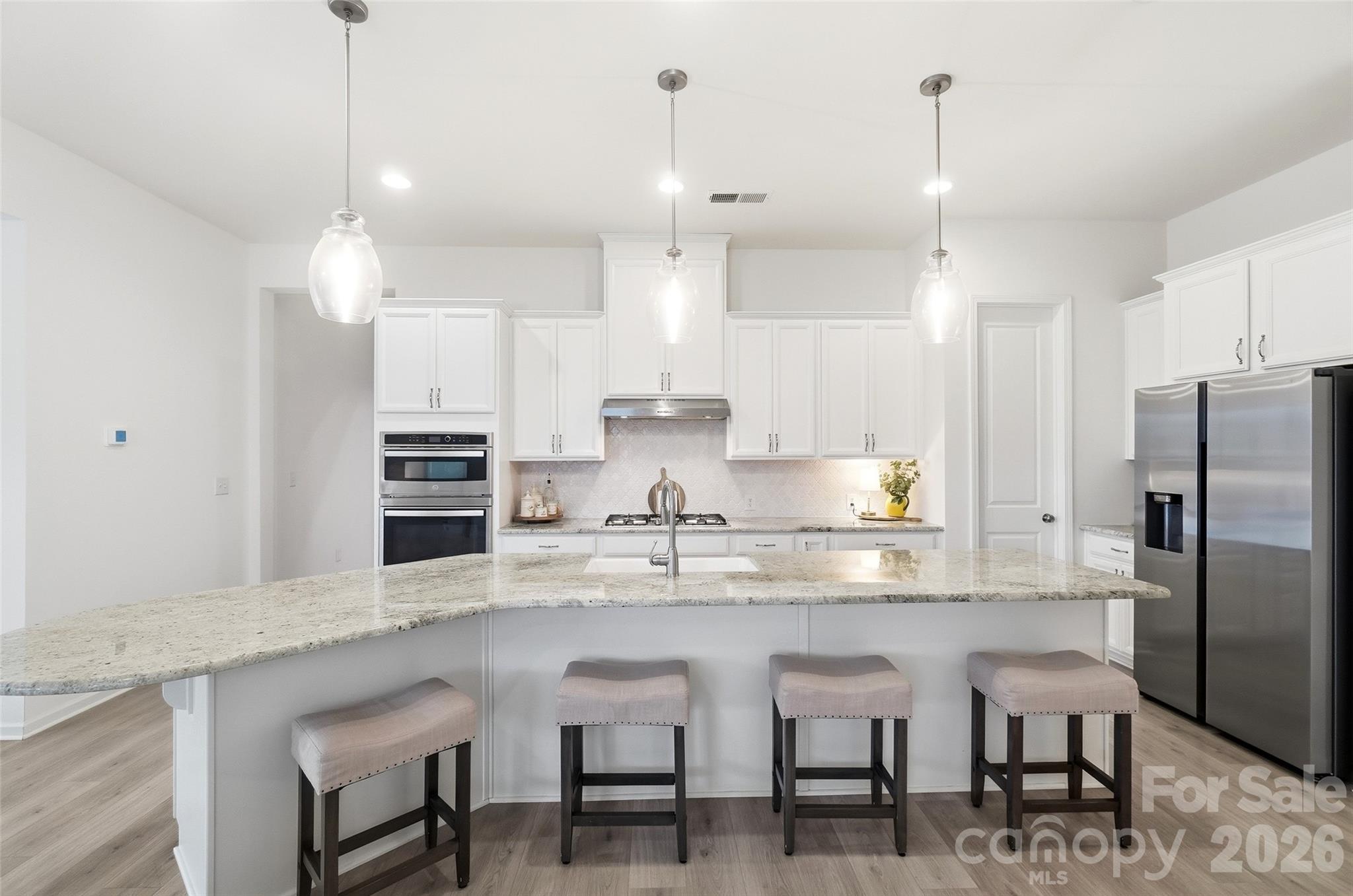 Single Family Residence at 3309 Juneberry Place, Fort Mill, photo 7 of 30