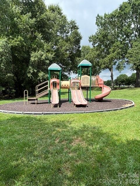 Barber Rock community, across the street - 3309 Juneberry Place, Fort Mill