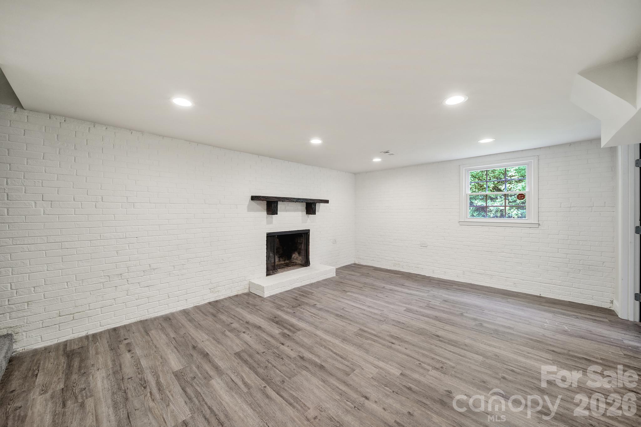 Single Family Residence at 1200 Vickie Lane, Matthews, photo 19 of 29