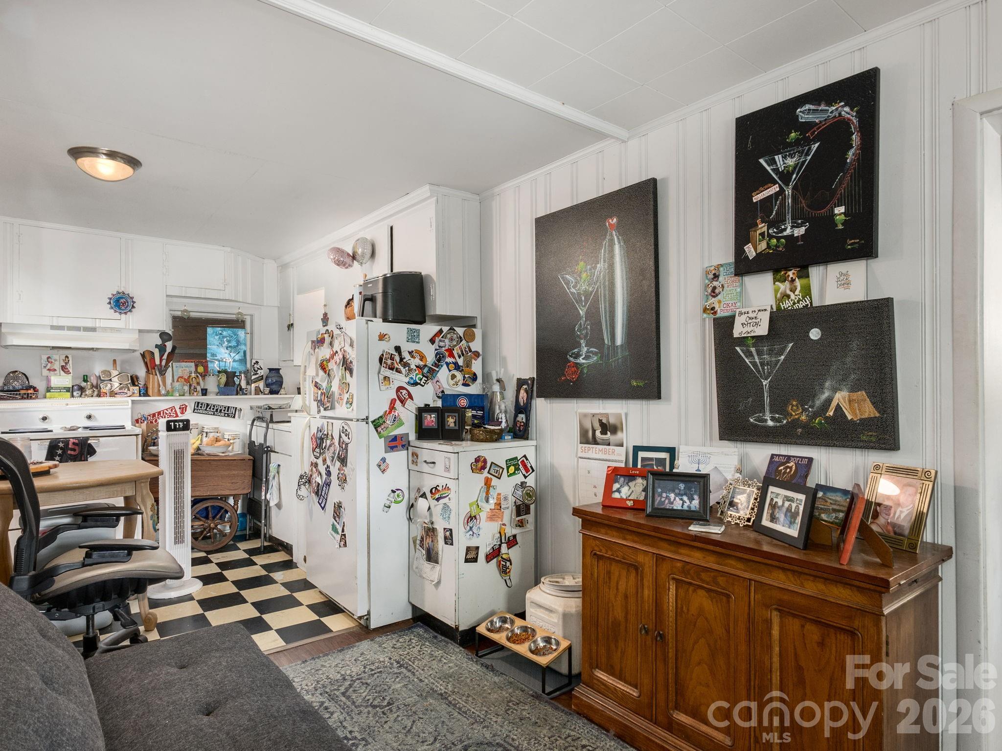Apartment at 117 & 119 Spears Avenue, Asheville, photo 14 of 39