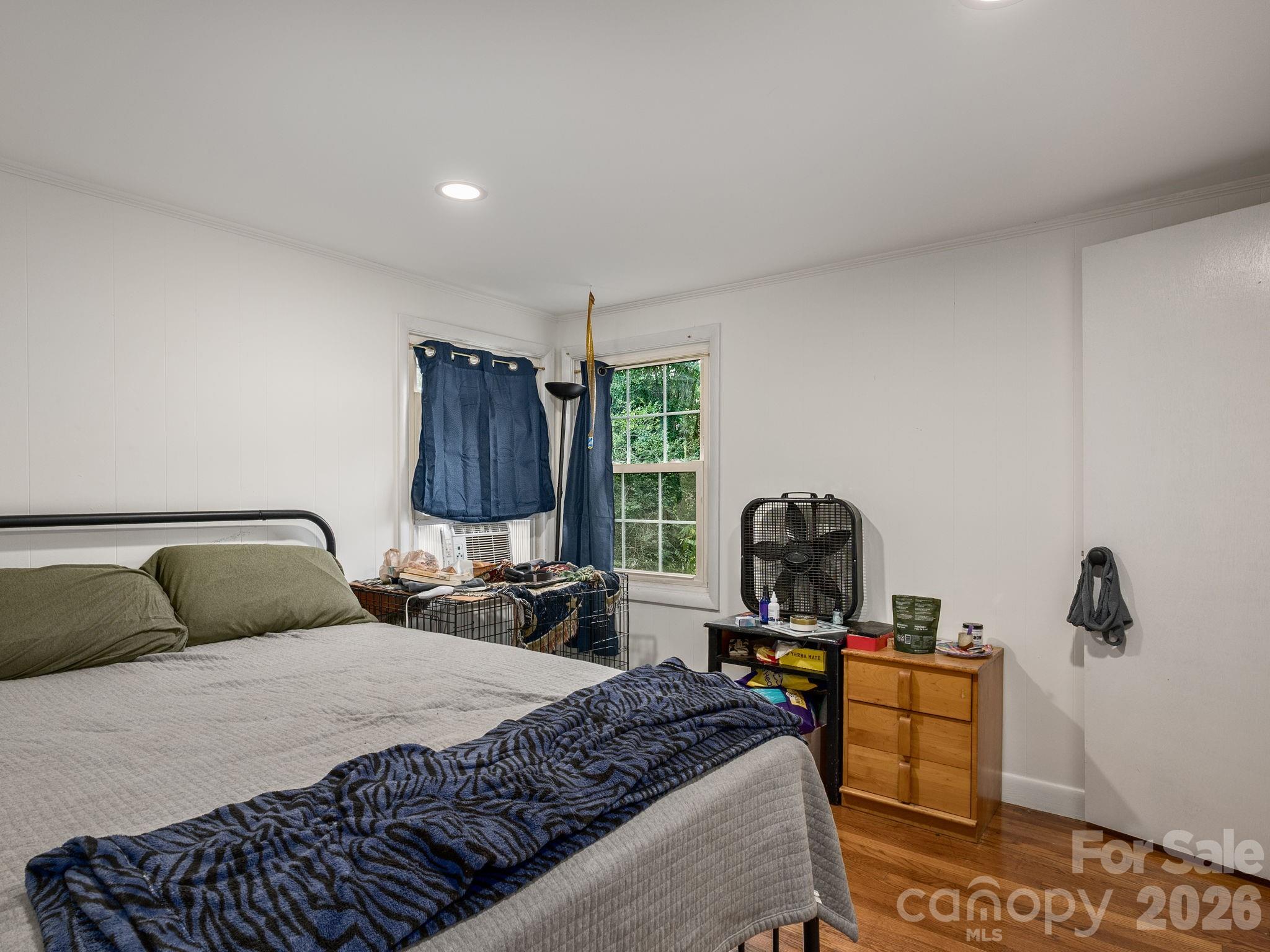 Apartment at 117 & 119 Spears Avenue, Asheville, photo 21 of 39