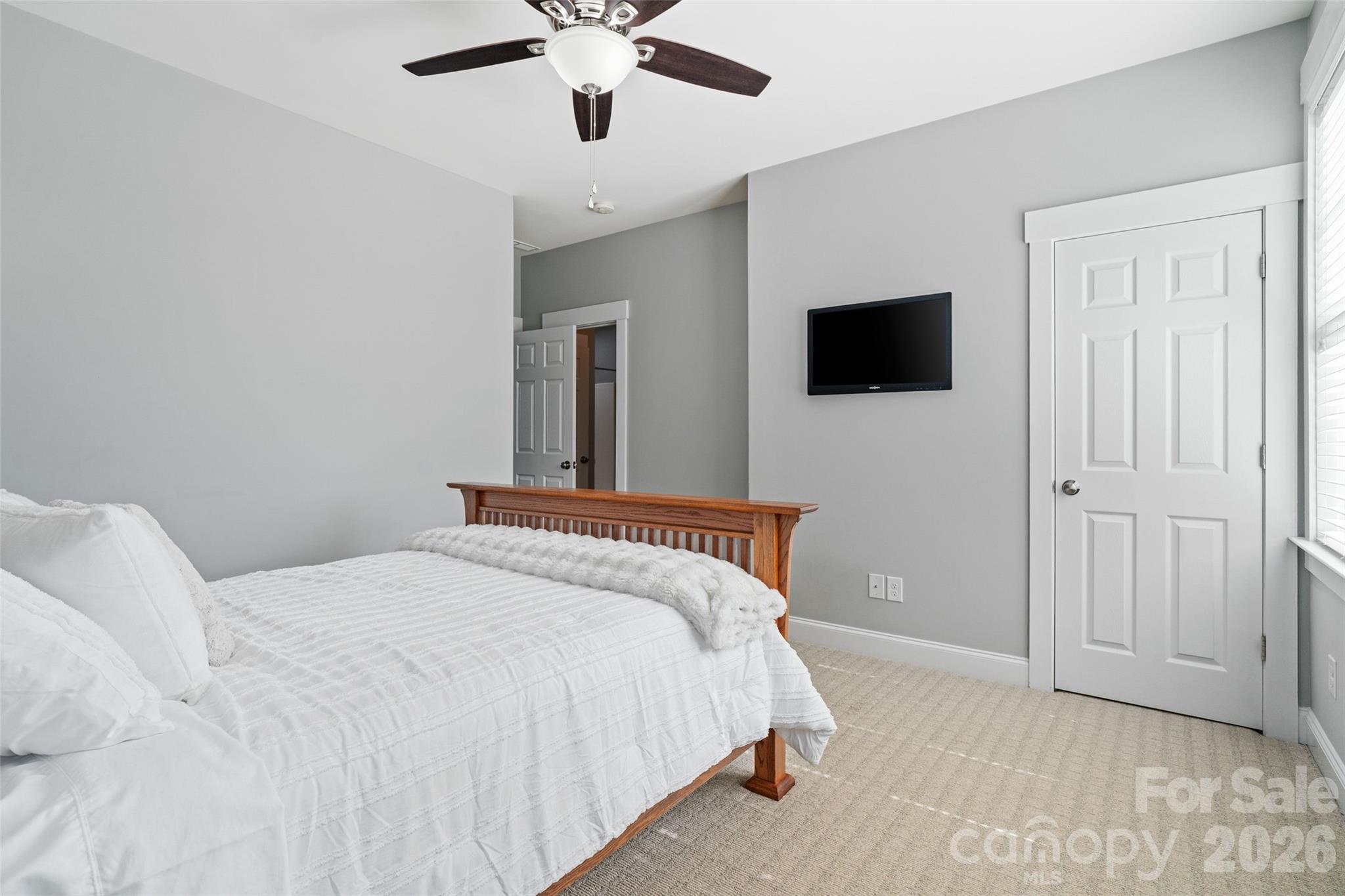 Single Family Residence at 543 Jones Mill Lane, Rock Hill, photo 28 of 48