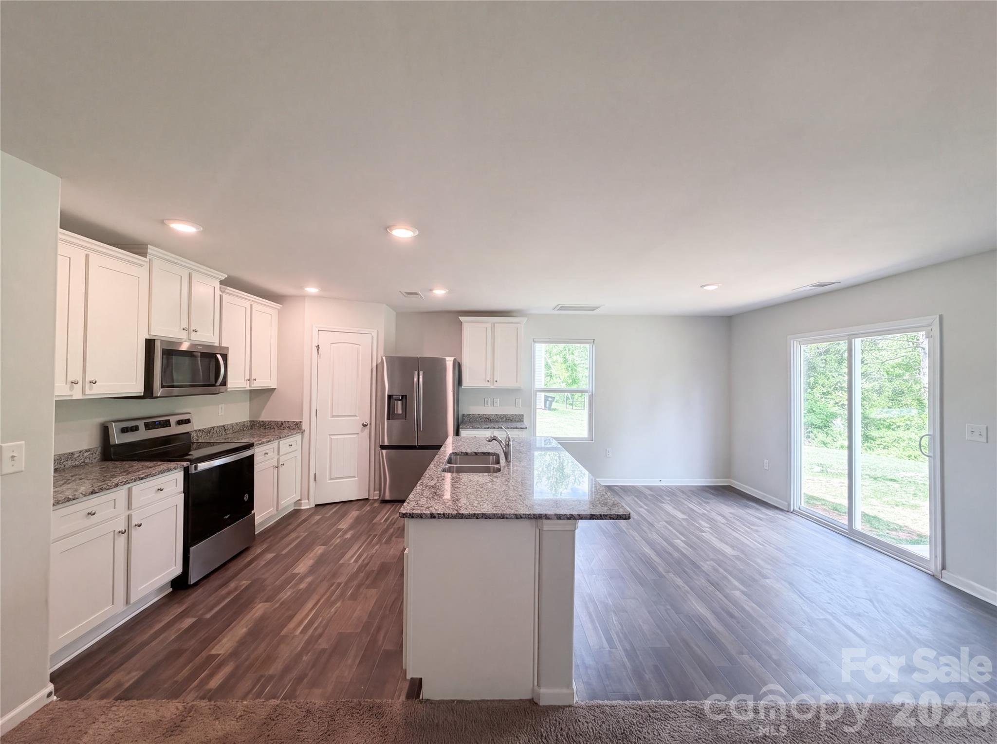 Single Family Residence at 366 Frank Burns Way, Kings Mountain, photo 2 of 17