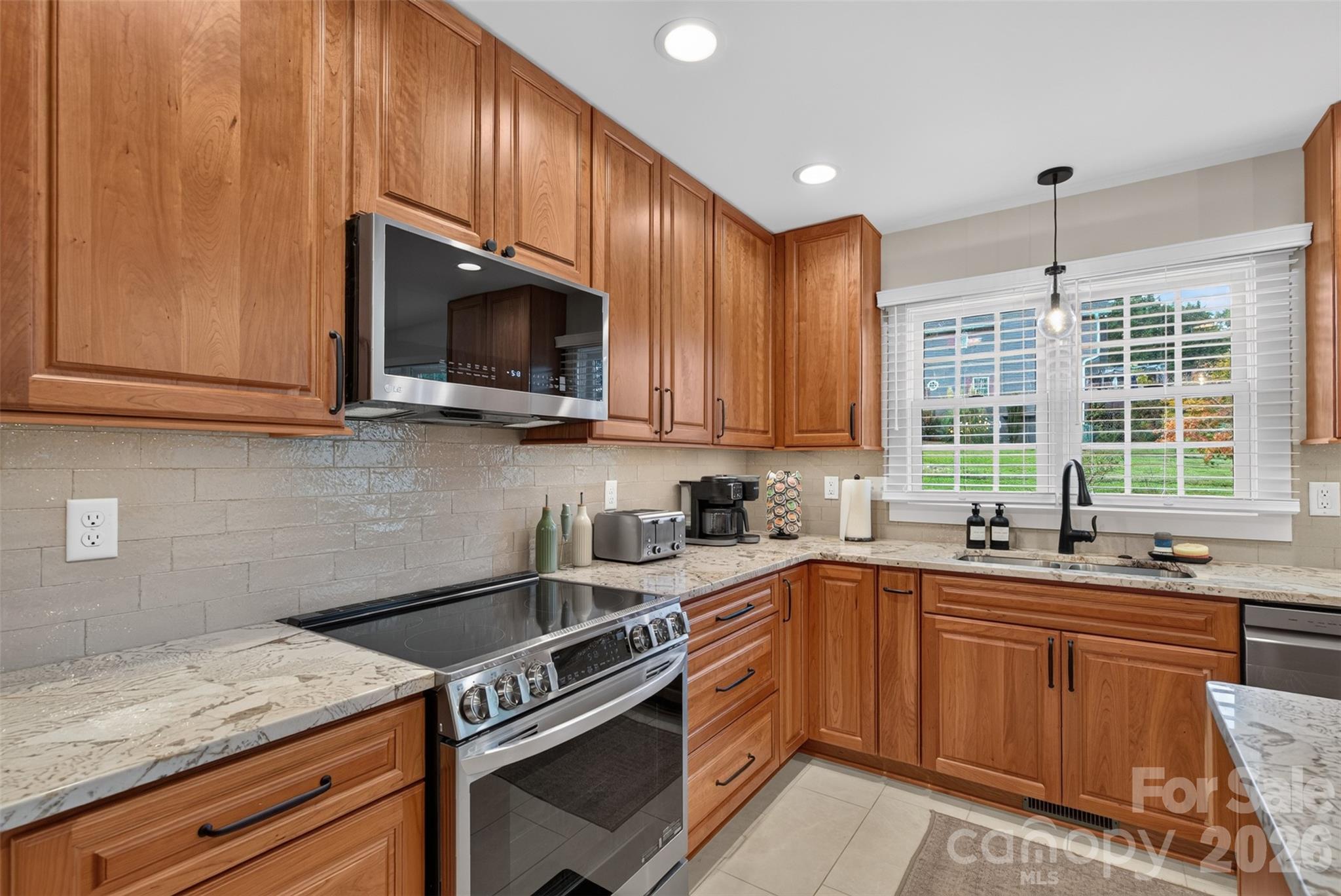Single Family Residence at 69 Sunwest Drive, Arden, photo 11 of 34