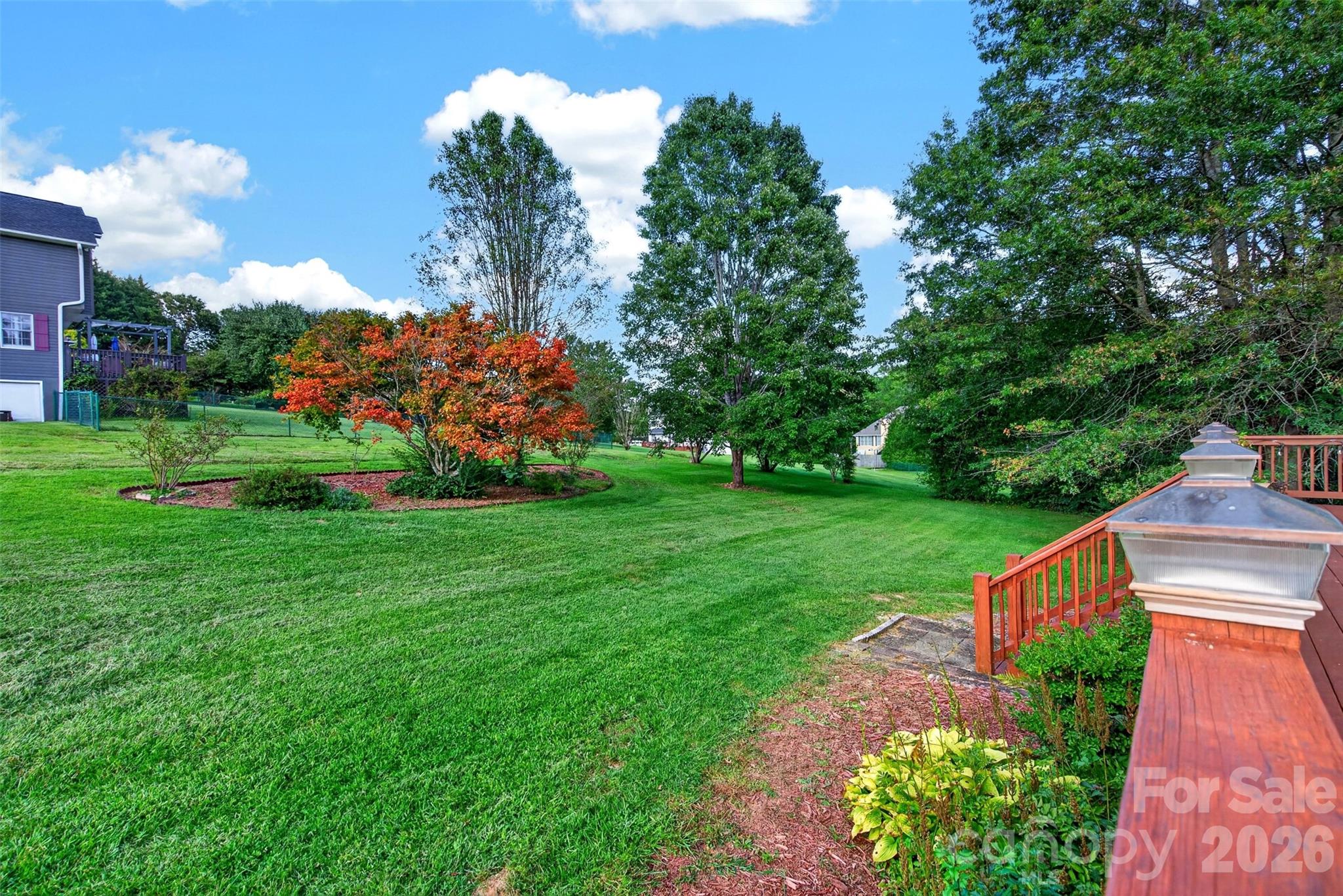 Beautiful Landscaping - 69 Sunwest Drive, Arden