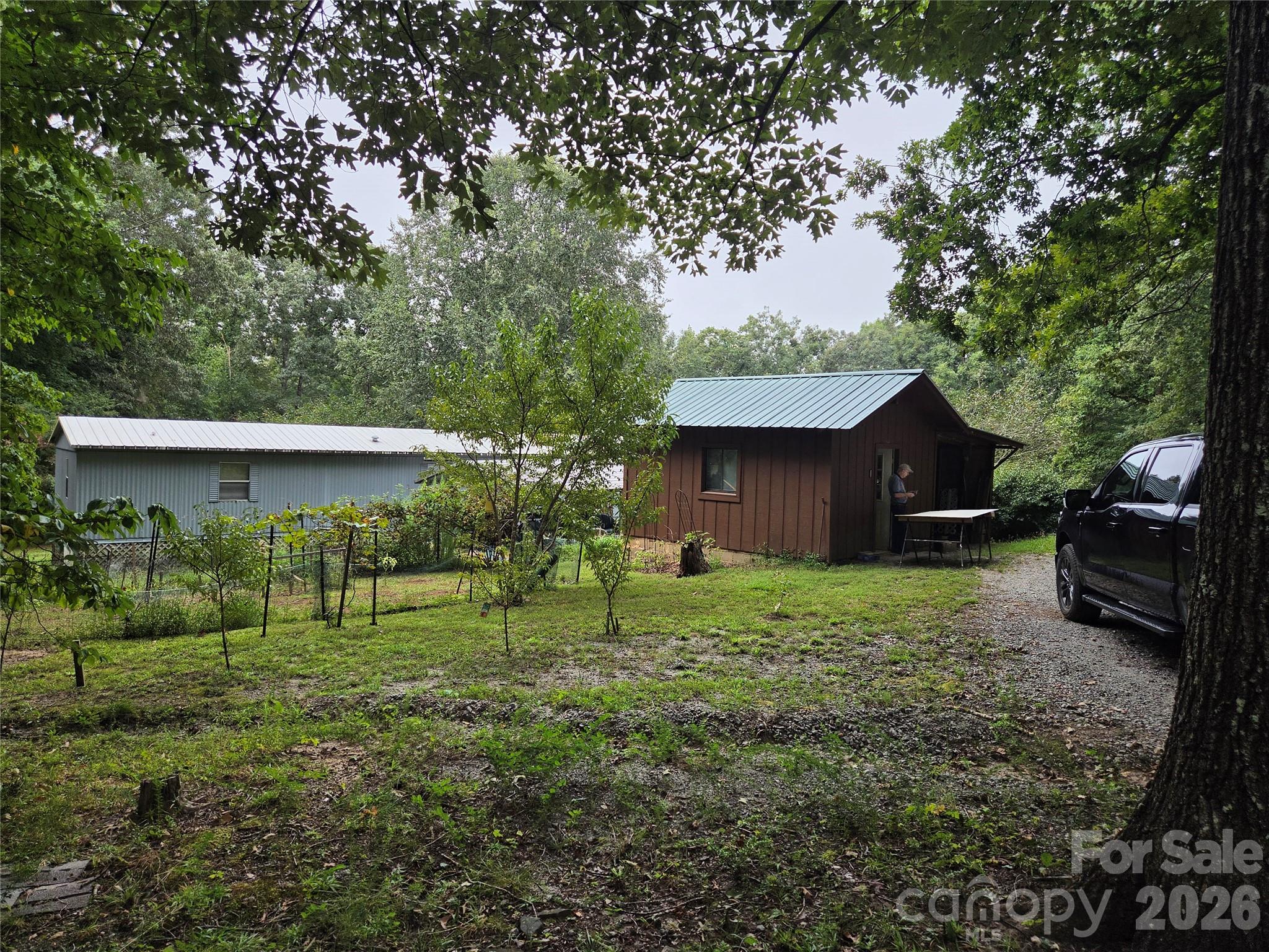 Manufactured Home Park at 26 Den Lane, Columbus, photo 7 of 13