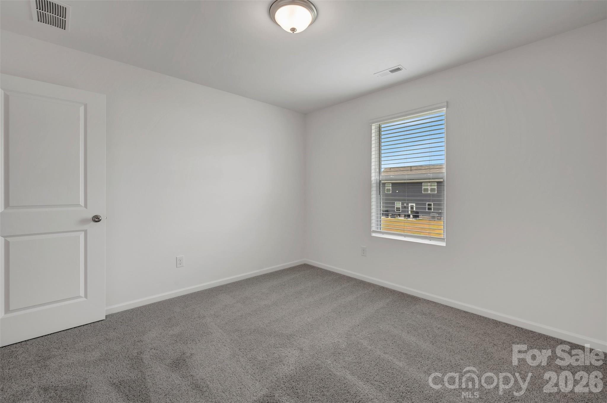 Secondary bedroom - 629 Willoughby Park Drive, Monroe