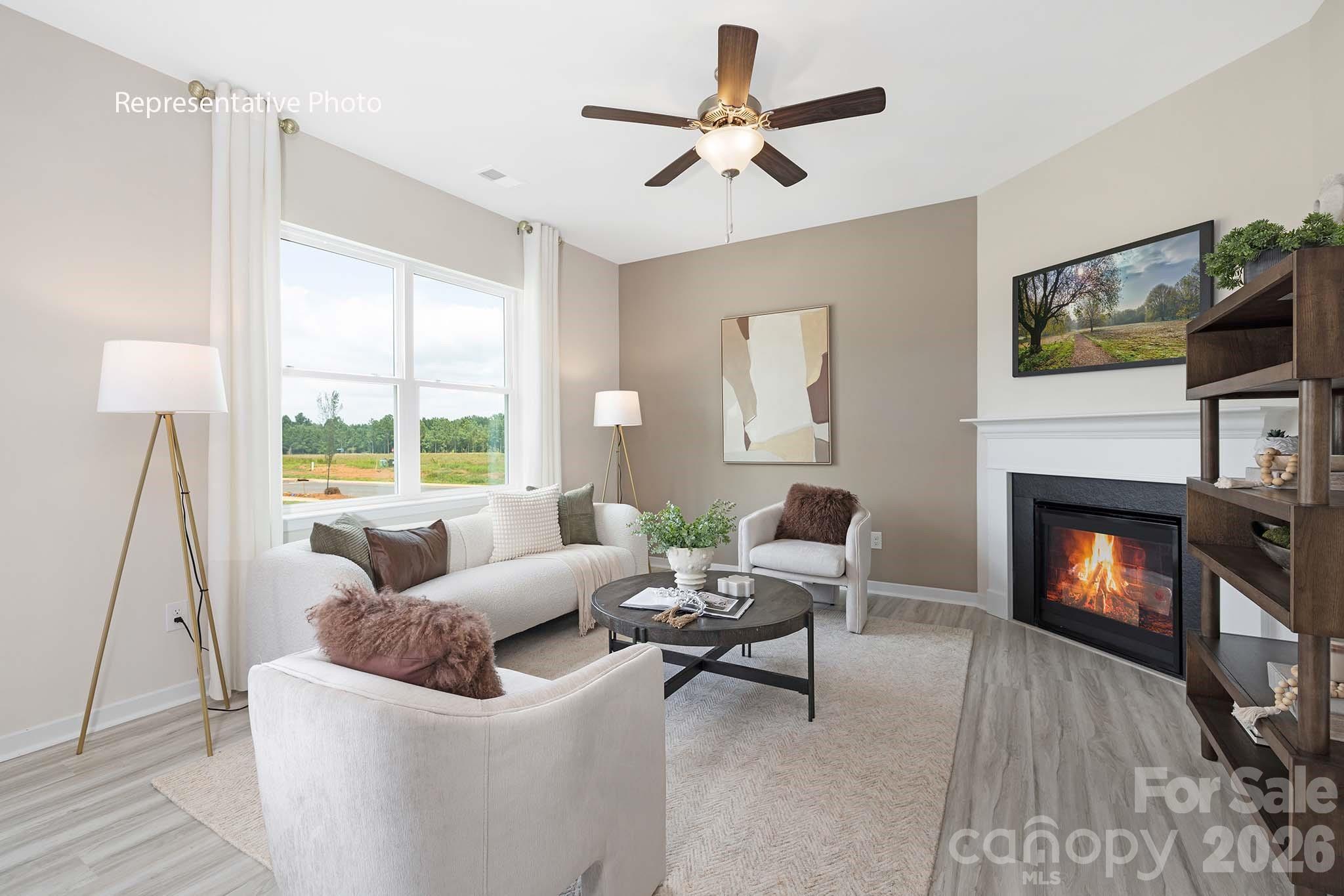 Single Family Residence at 523 Brinkley Drive, Kings Mountain, photo 2 of 22