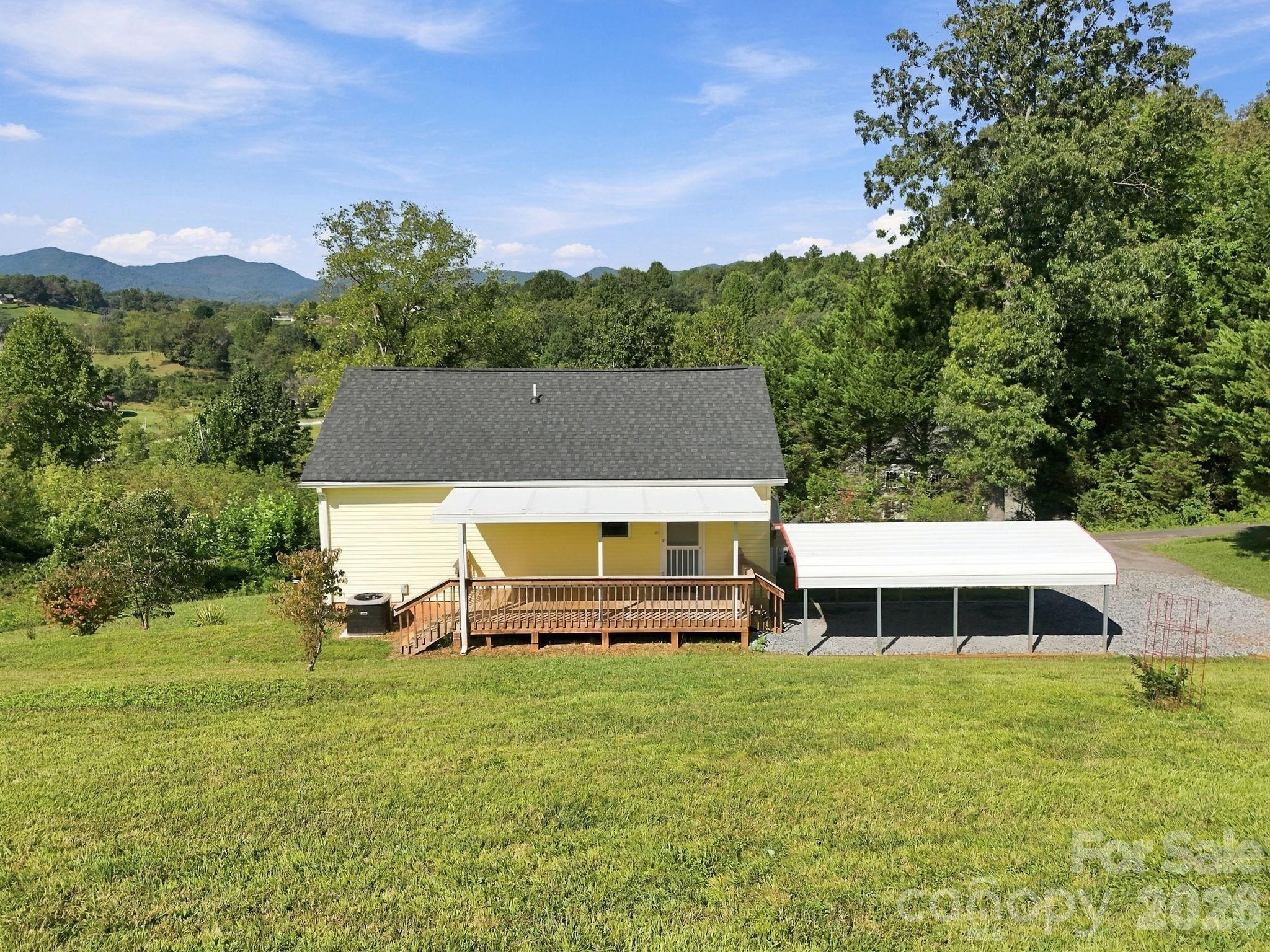 Single Family Residence at 117 Ho Hum Way, Leicester, photo 8 of 38