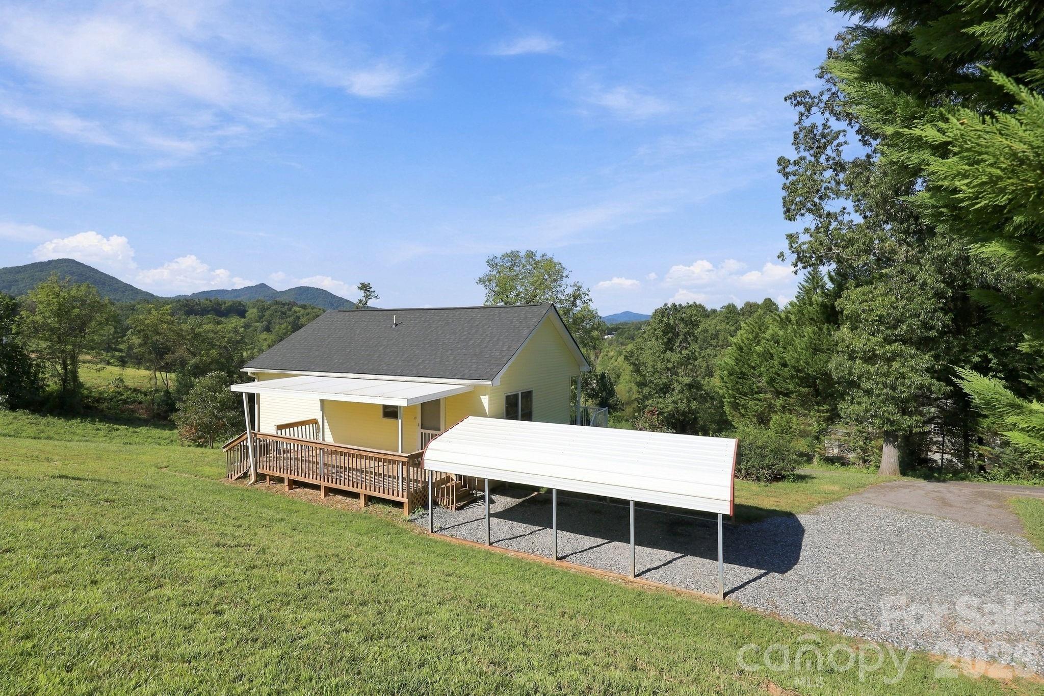 Single Family Residence at 117 Ho Hum Way, Leicester, photo 11 of 38