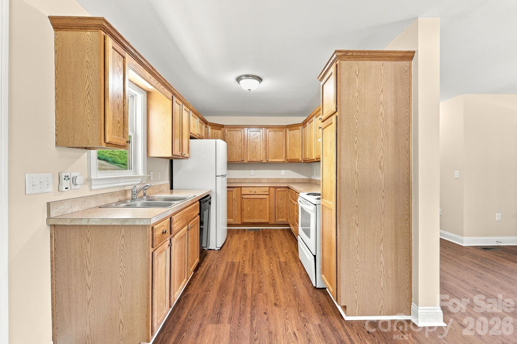Single Family Residence at 117 Ho Hum Way, Leicester, photo 24 of 38
